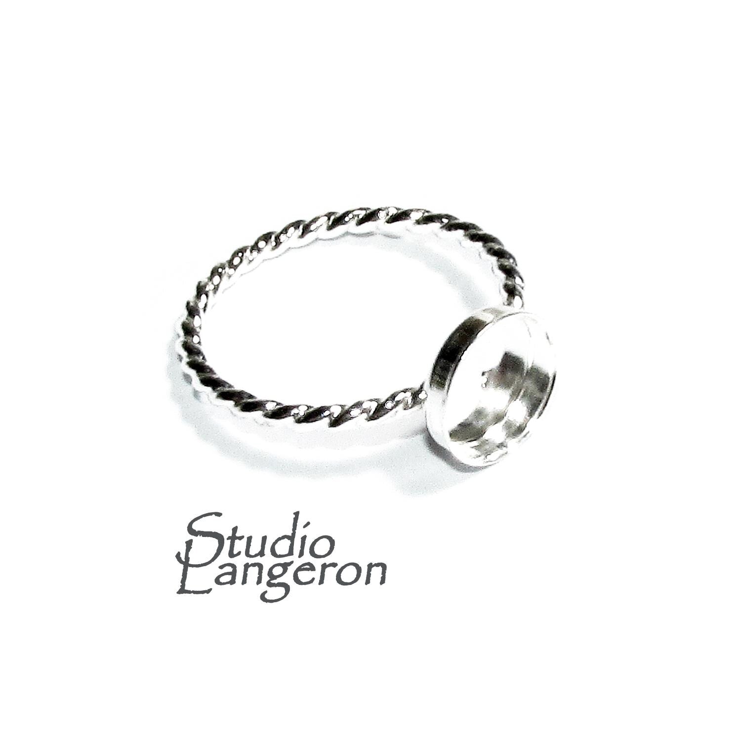 925 sterling silver twisted blank ring with bezel cup 7 mm size 4, 5, 6, 7, 8, 9, 10, 11, bezel cup, base ring, Jewelry making - 1 piece