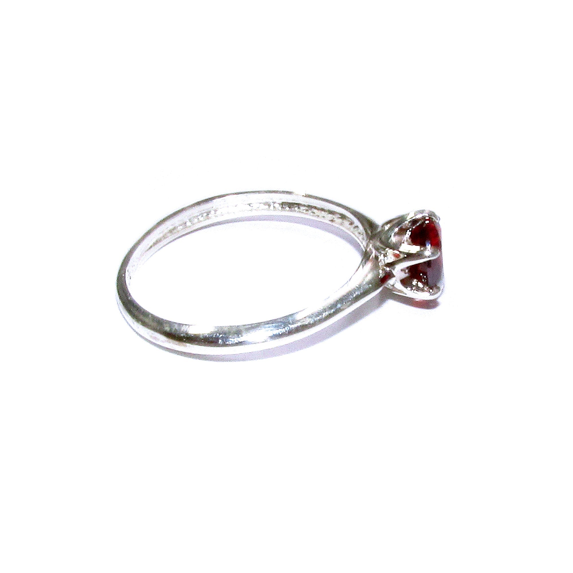 Garnet ring 925 sterling silver size 5 1/2, handmade ring, single copy, sterling silver, Garnet, 925 silver ring, gemstone, Gift ring