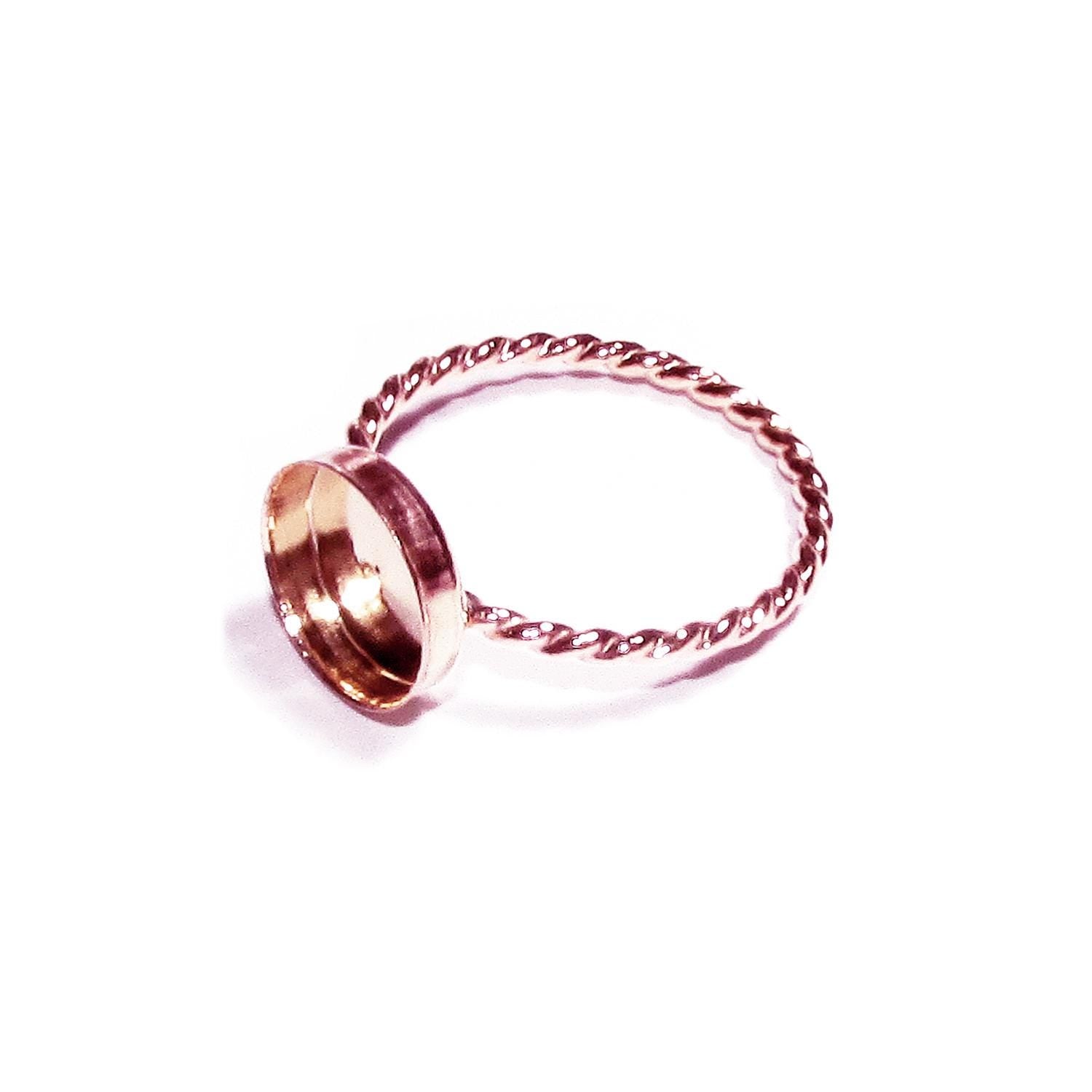 14K Rose gold filled twisted blank ring with bezel cup 10mm size 4 - 11, Jewelry making, Mounting ring, bezel cup - 1 piece