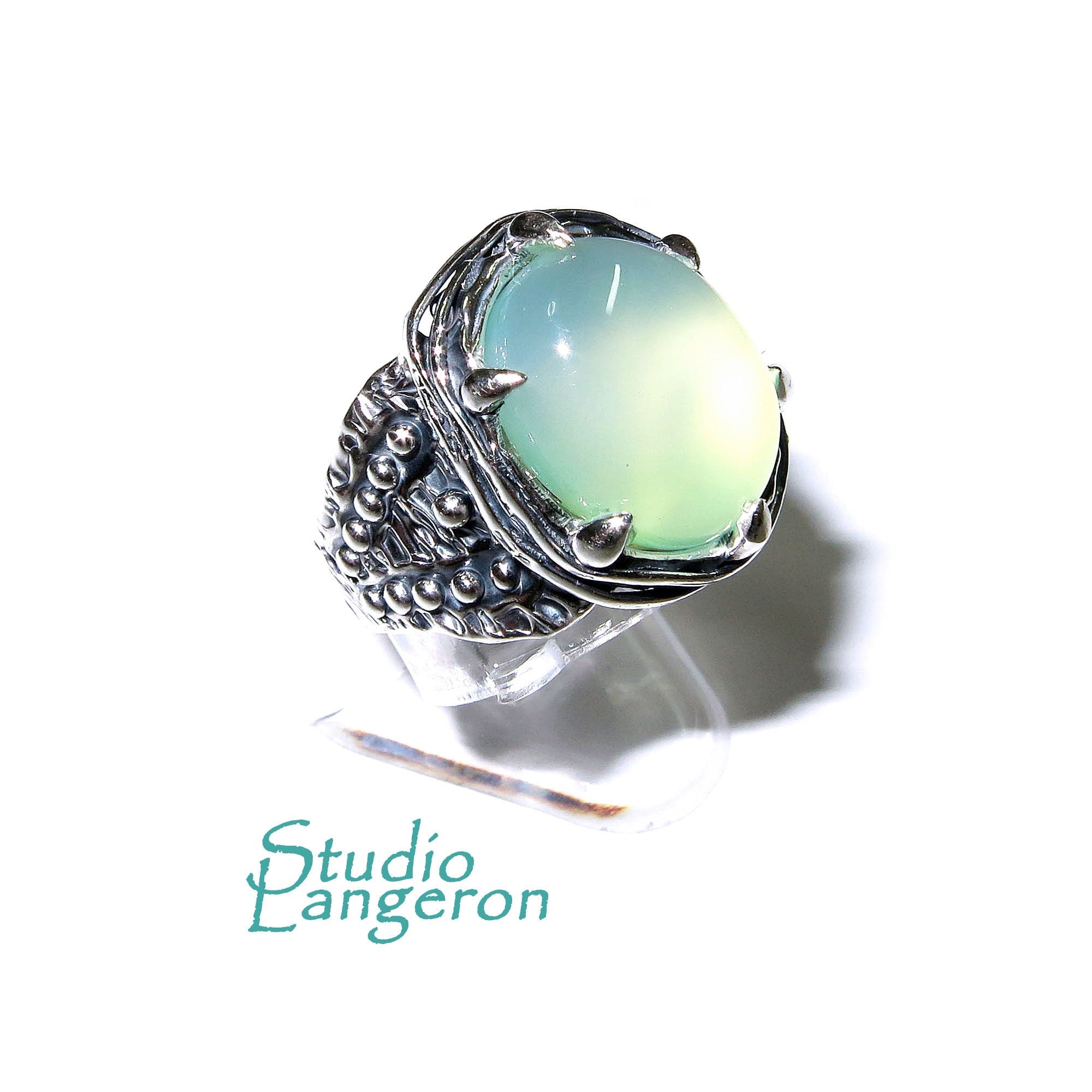 Statement Chalcedony ring 925 sterling silver size 6 1/2, Handmade ring, single copy, 925 sterling silver, Natural Chalcedony, gemstone