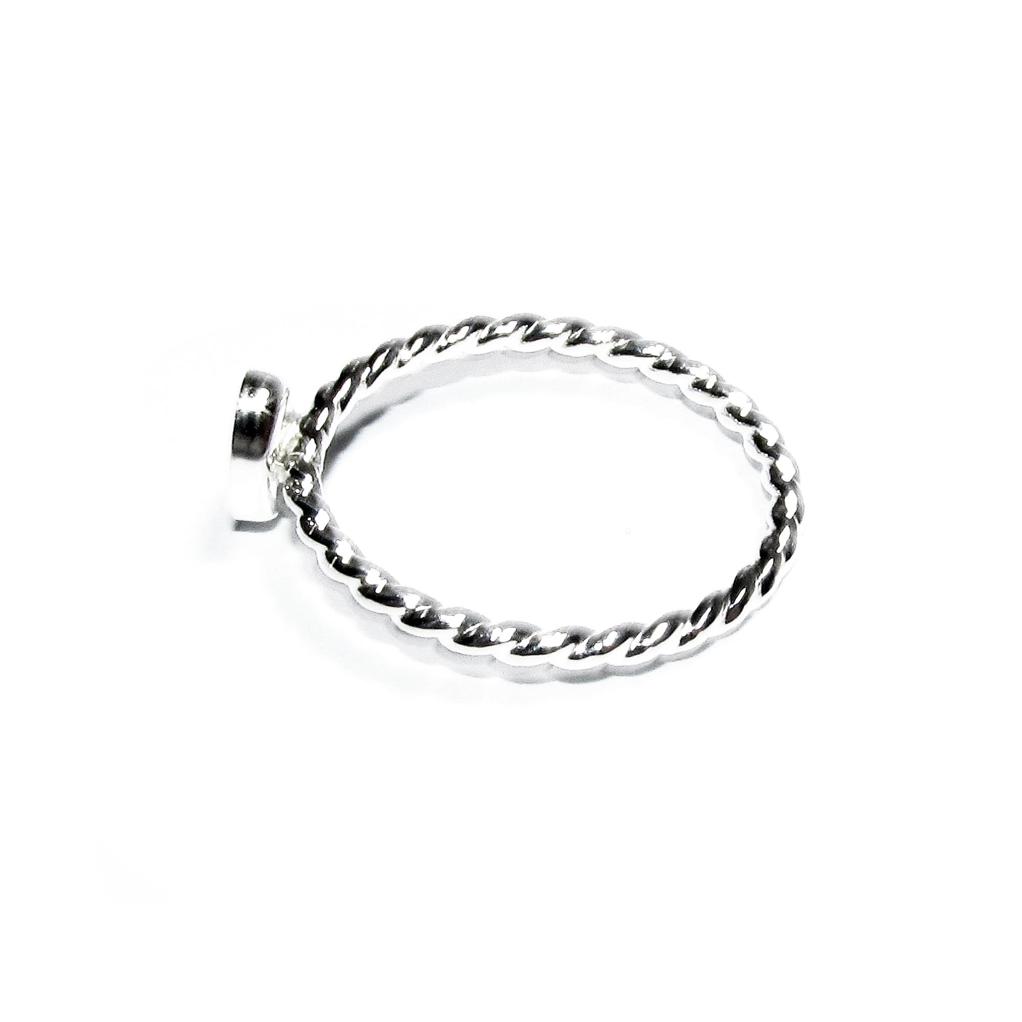 925 sterling silver twisted blank ring with bezel cup 5x7mm size 4, 5, 6, 7, 8, 9, 10, 11, bezel cup, base ring, Jewelry making - 1 piece