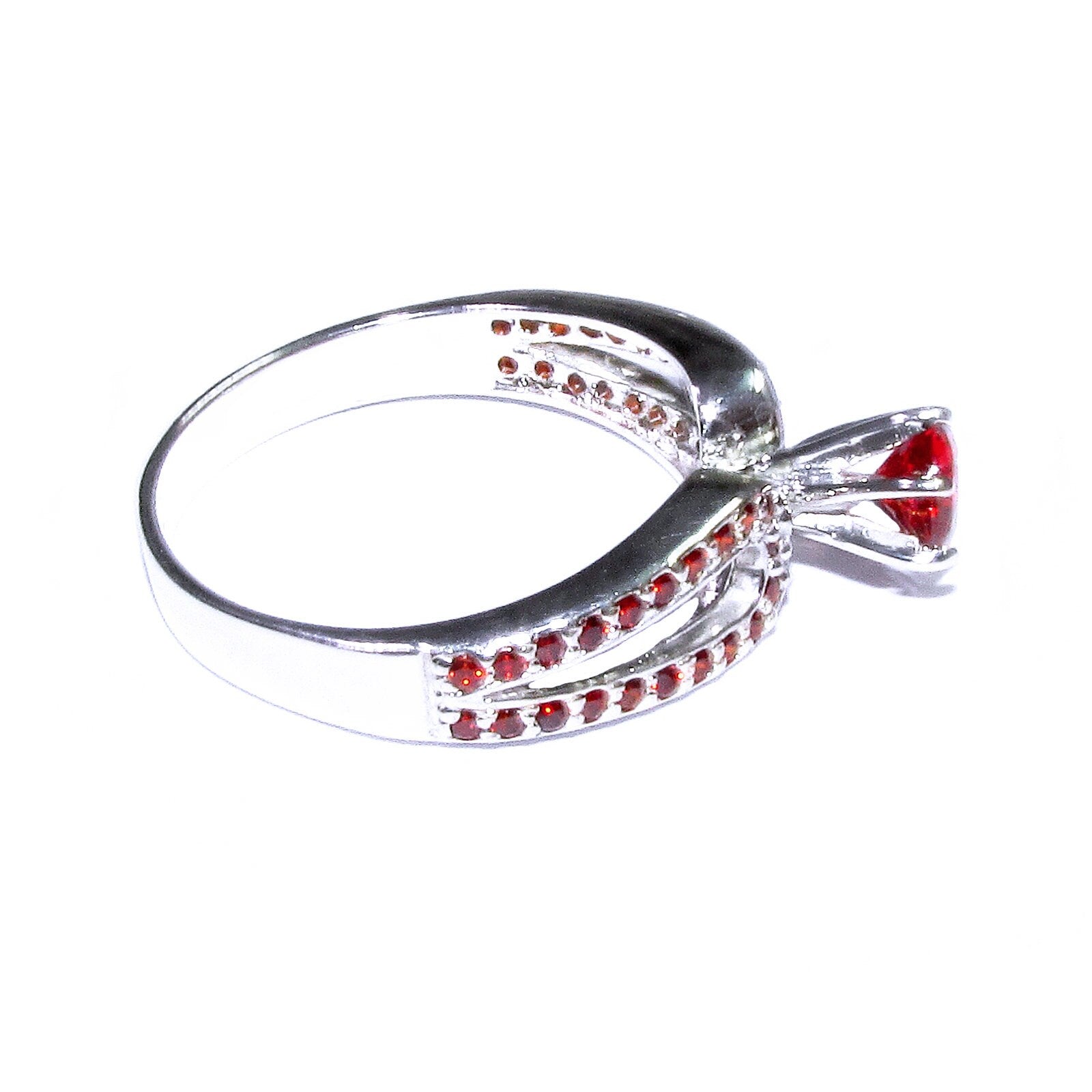 Garnet ring 925 sterling silver size 8, handmade ring, single copy, sterling silver, Garnet, 925 silver ring, gemstone, Gift ring, red ring