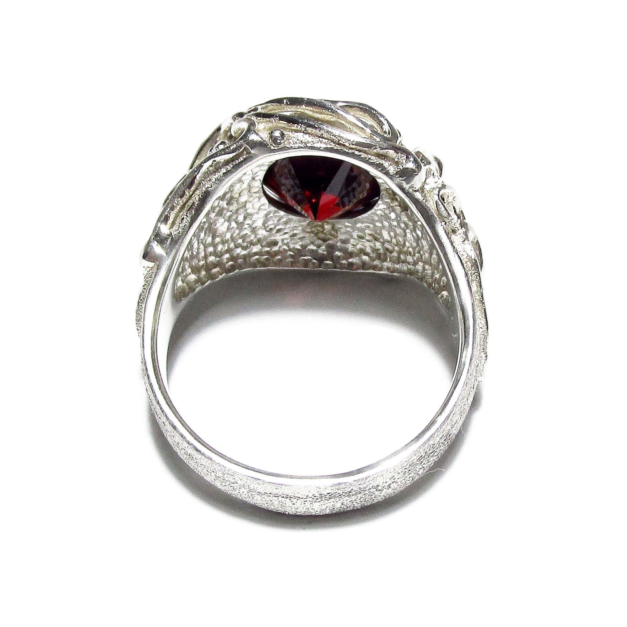 Statement Garnet ring 925 sterling silver size 8, Handmade ring, single copy, sterling silver, Garnet ring,  silver ring, red gemstone