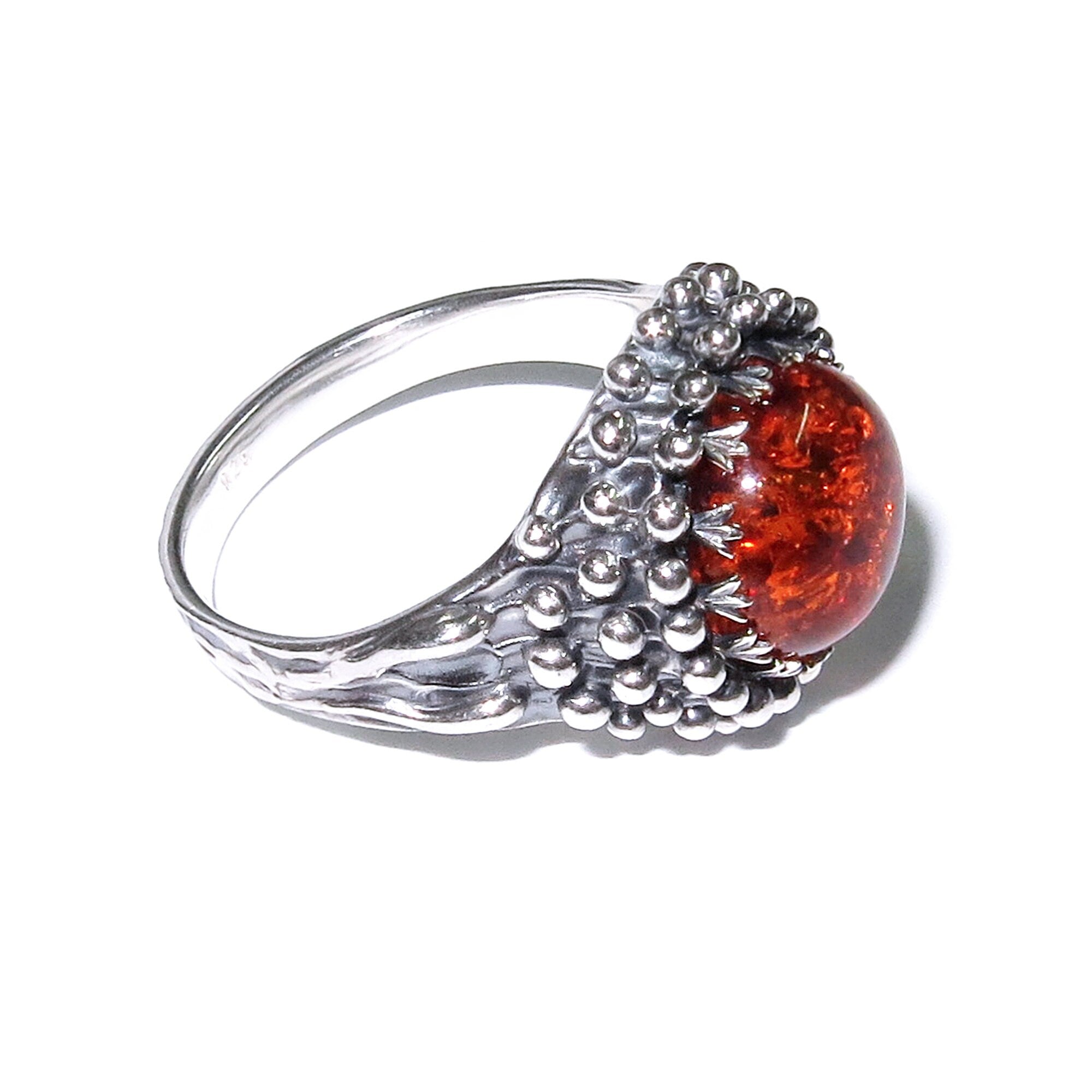 Statement Madagascar Copal ring 925 sterling silver size 7 1/2, Handmade ring, single copy, 925 Sterling silver, Madagascar Copal, gemstone