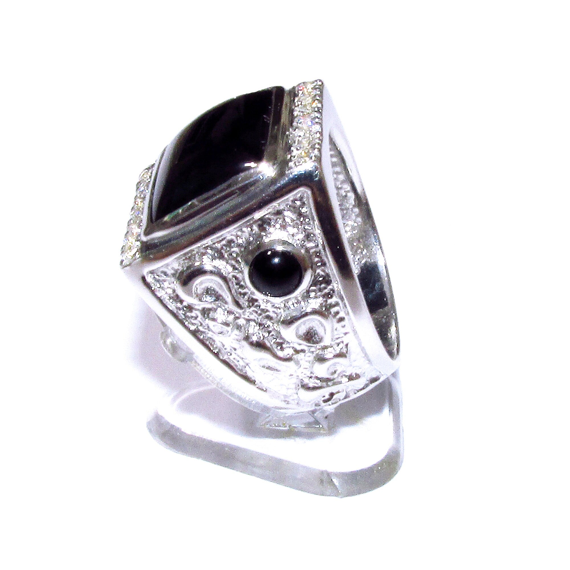Black onyx man ring 925 sterling silver size 8 1/2, Handmade ring, single copy, sterling silver, natural onyx, man ring, black gemstone
