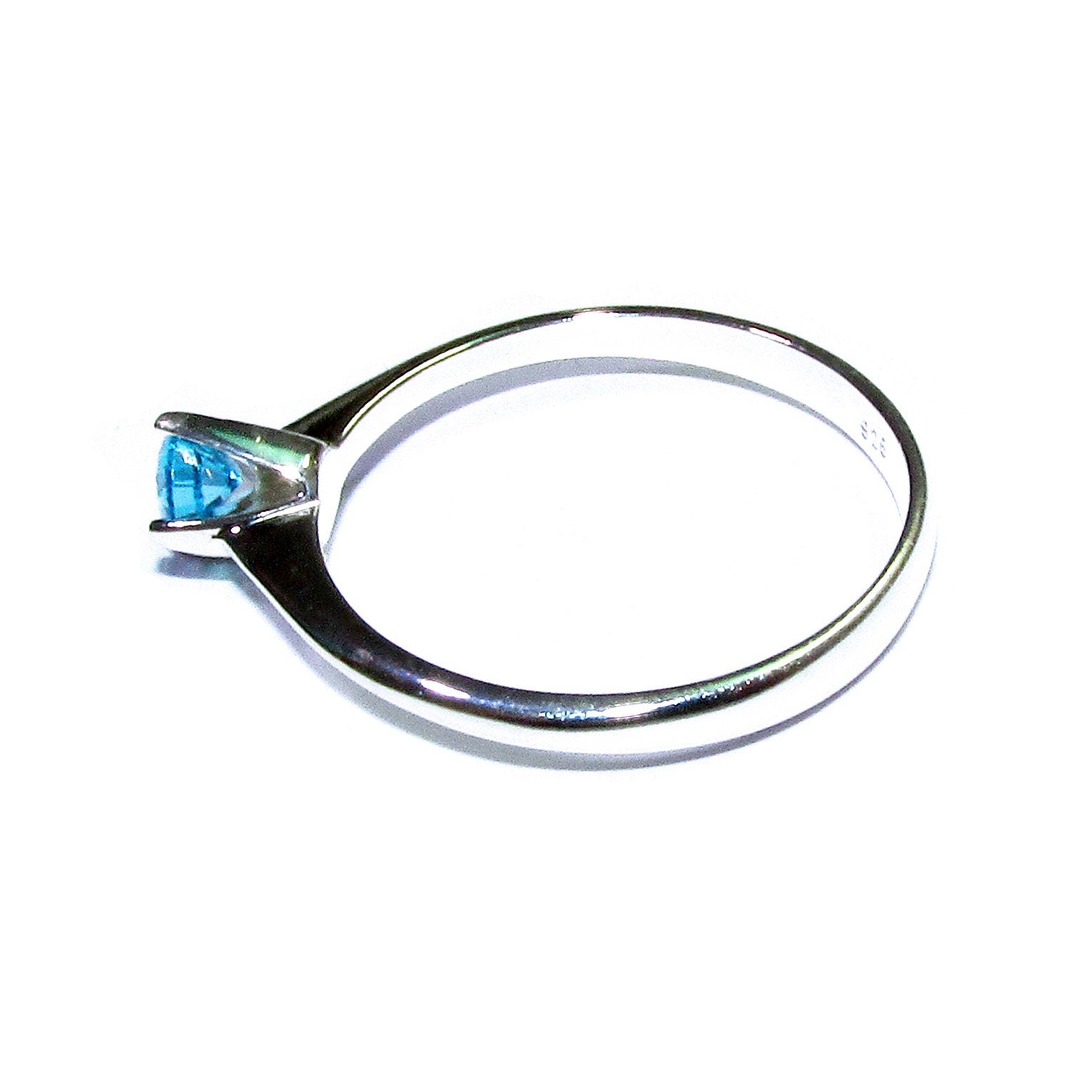 Blue topaz ring 925 sterling silver size 8, Handmade ring, single copy, sterling silver, Blue topaz ring, silver ring, gemstone