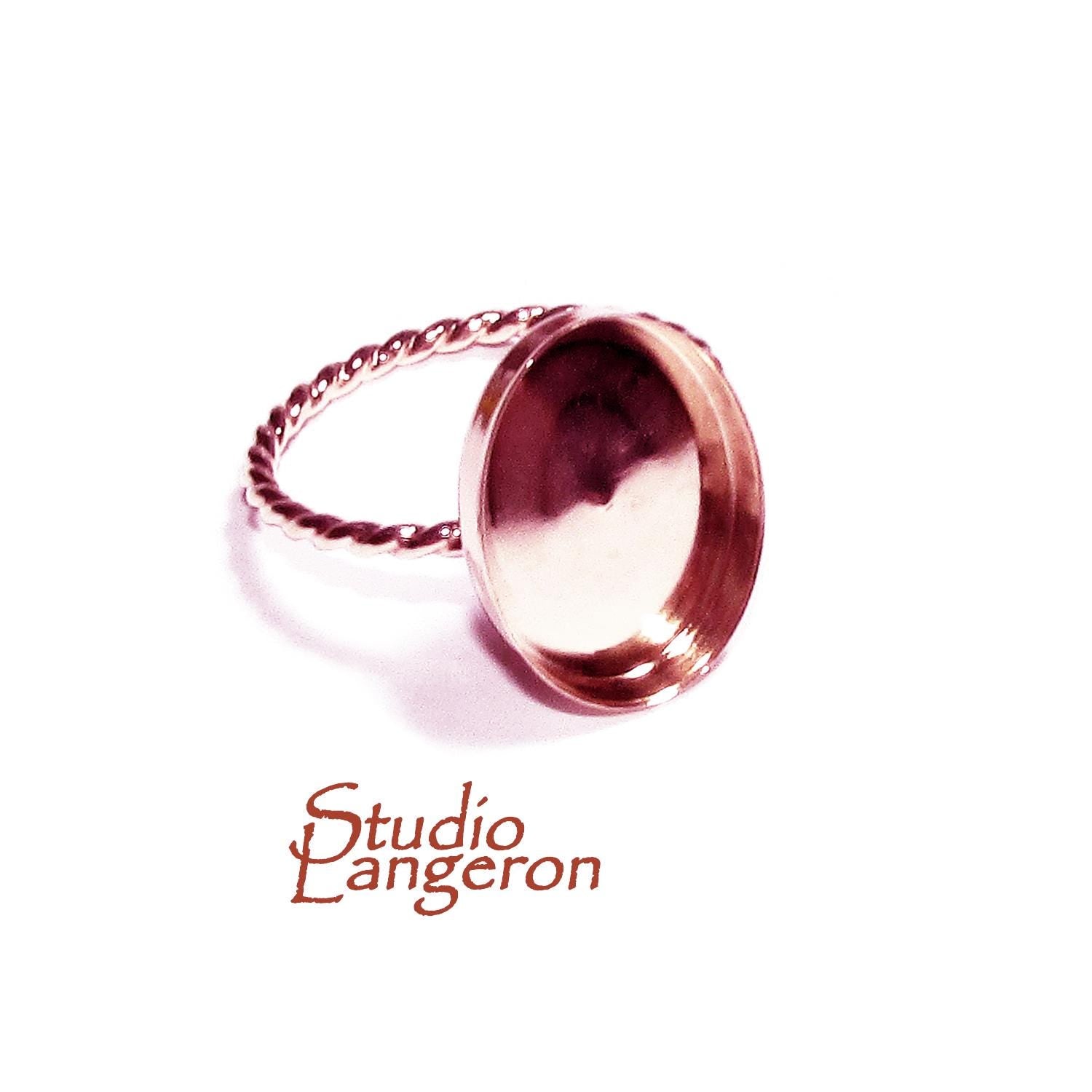 14K Rose gold filled twisted blank ring with bezel cup 12x16mm size 4, 5, 6, 7, 8, 9, 10, Base ring, Bezel cup, Jewelry making - 1 piece
