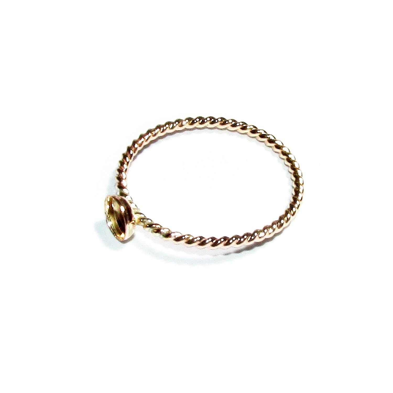 14K Yellow gold filled twisted blank ring with bezel cup 5mm size 4 - 11, Jewelry making, Mounting ring, bezel cup - 1 piece