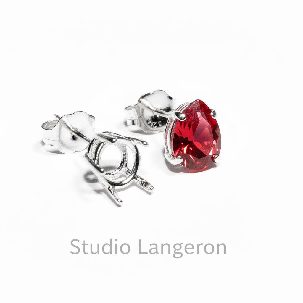 925 Sterling Silver Pear Earring Post with 4-Prong Setting, earring post, Prong setting - 1 pair (2 pieces)