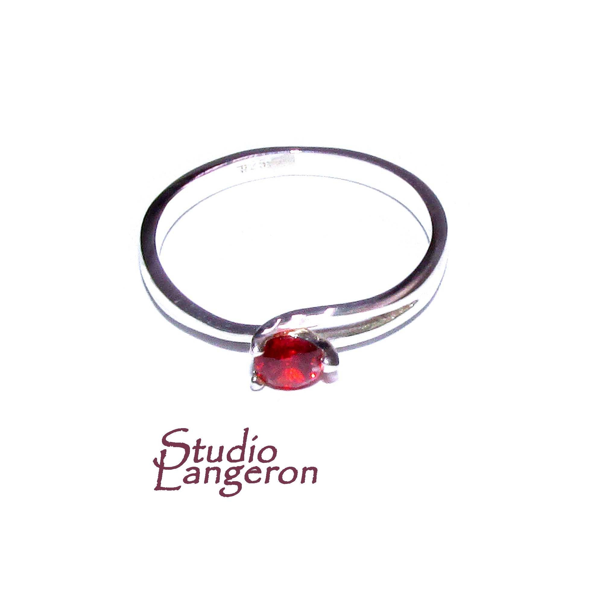 Garnet ring 925 sterling silver size 6 1/2, handmade ring, single copy, sterling silver, Garnet, 925 silver ring, gemstone, red ring