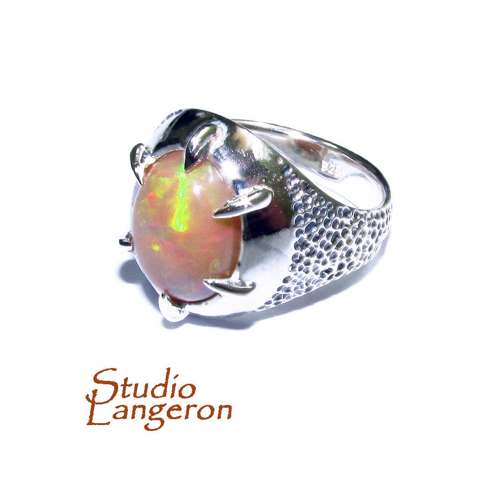 Statement Natural welo opal ring 925 sterling silver size 7, Handmade ring, single copy, sterling silver, Welo opal, silver ring, gemstone