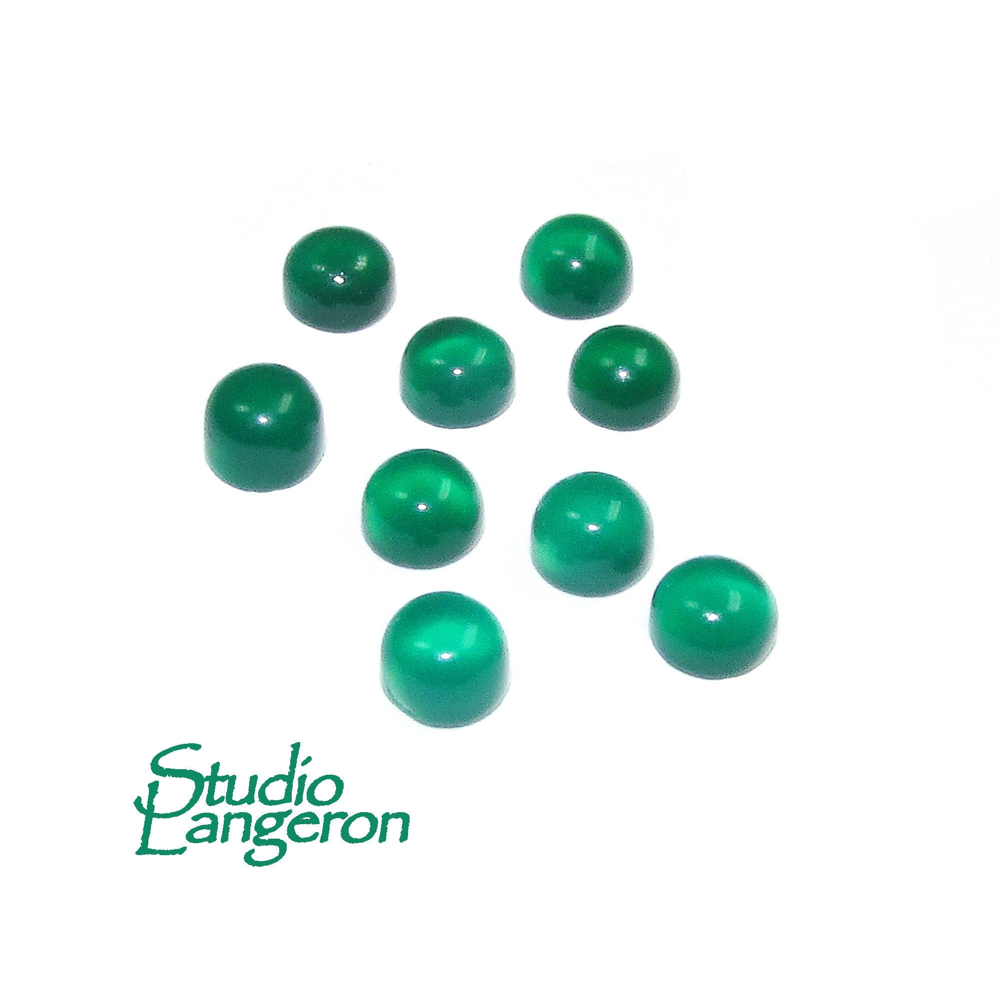 4 mm Green Chalcedony Cabochon, Natural Gemstone, Calibrated Size, Green Chalcedony, Gemstone Round, cabochon, Jewelry making - 1 piece