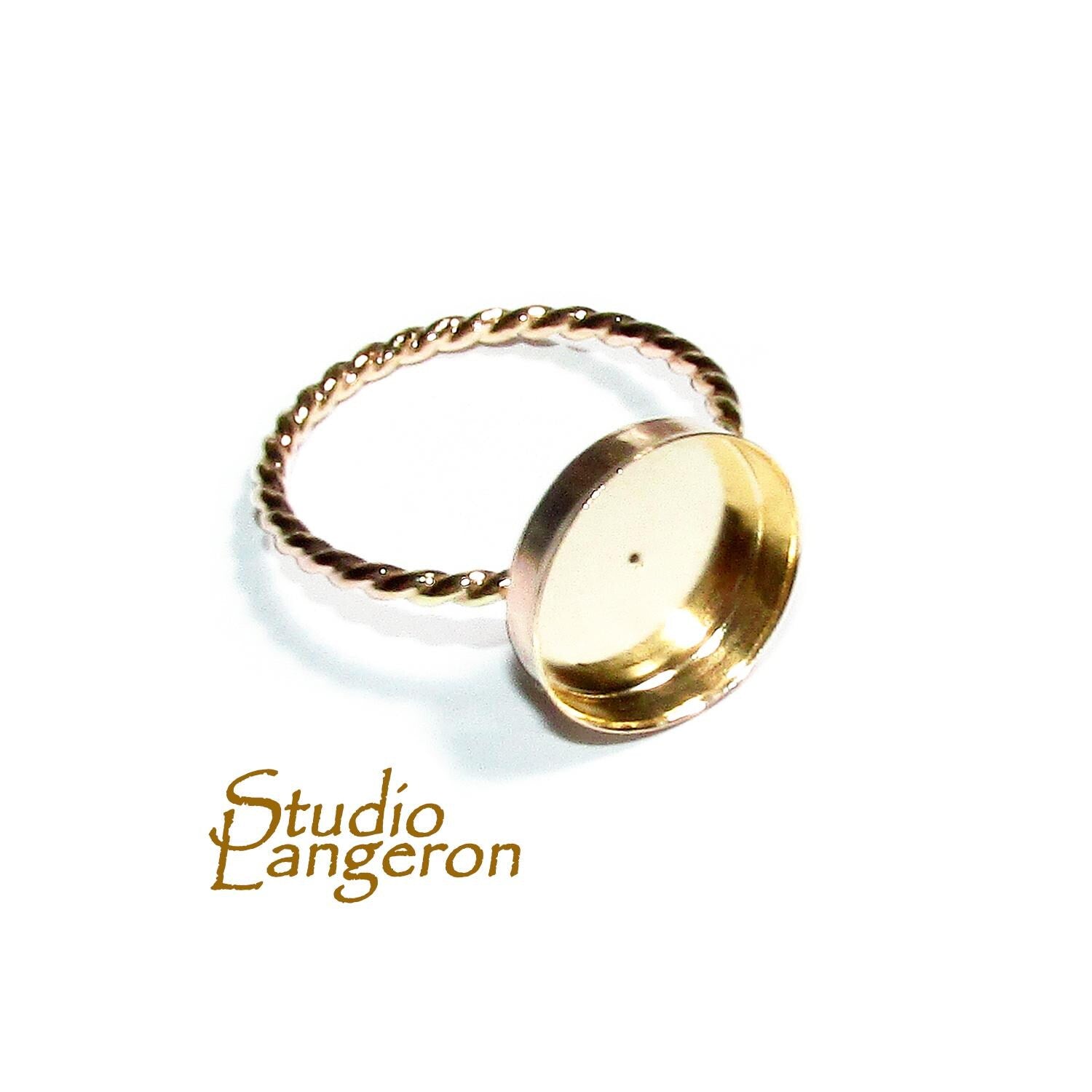 14K Yellow gold filled twisted blank ring with bezel cup 12mm size 4 - 11, Jewelry making, Mounting ring, bezel cup, setting - 1 piece