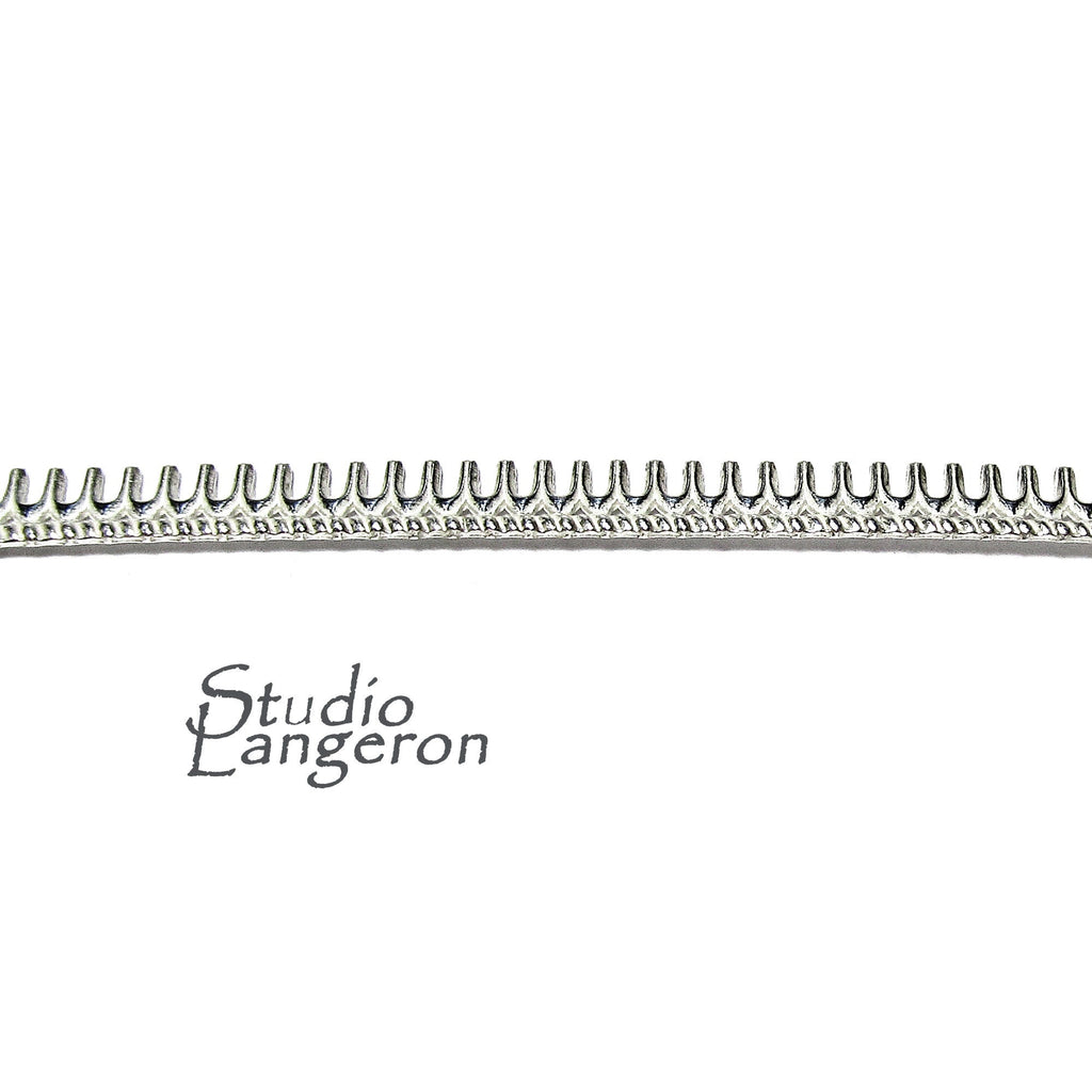 935 Argentium Silver Bezel wire, Gallery wire, Gallery ribbon, Gallery pattern, Argentium silver, Wire, Jewelry making - 4 inch (10 cm)