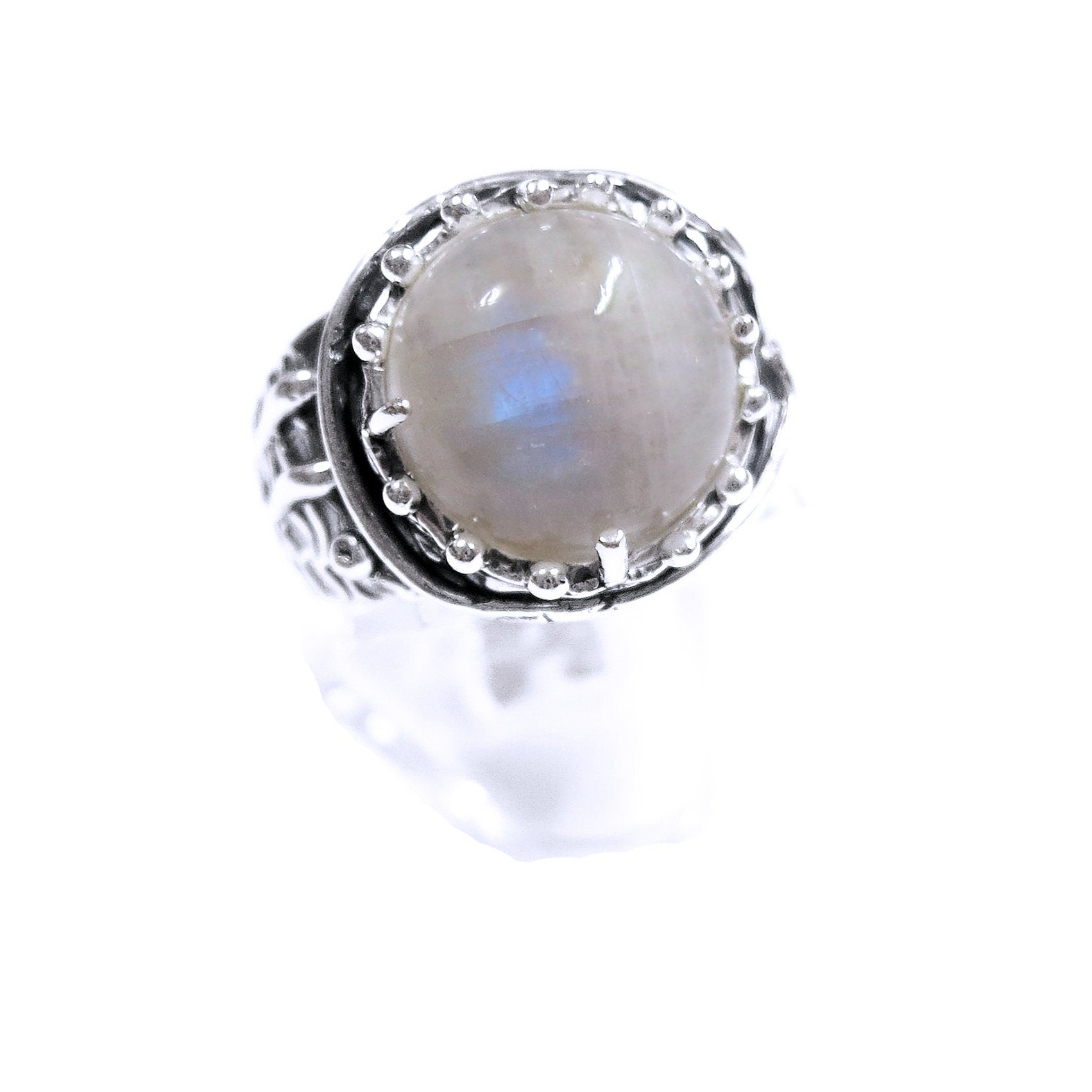 Statement moonstone ring 925 sterling silver size 7 1/2, Handmade ring, single copy, 925 sterling silver, Natural moonstone, gemstone