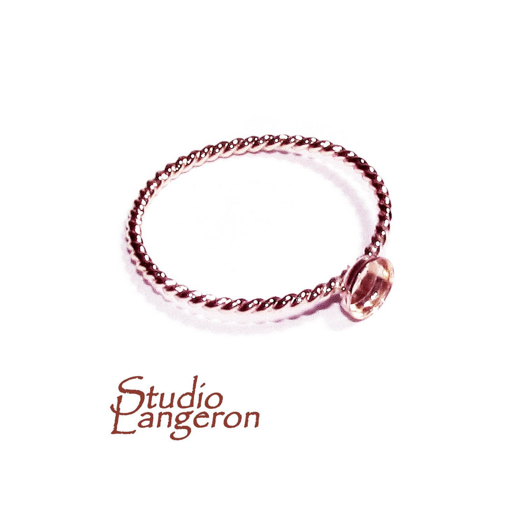 14K Rose gold filled twisted blank ring with bezel cup 4mm size 4, 5, 6, 7, 8, 9, 10, 11, Jewelry making, Mounting ring, bezel cup - 1 piece