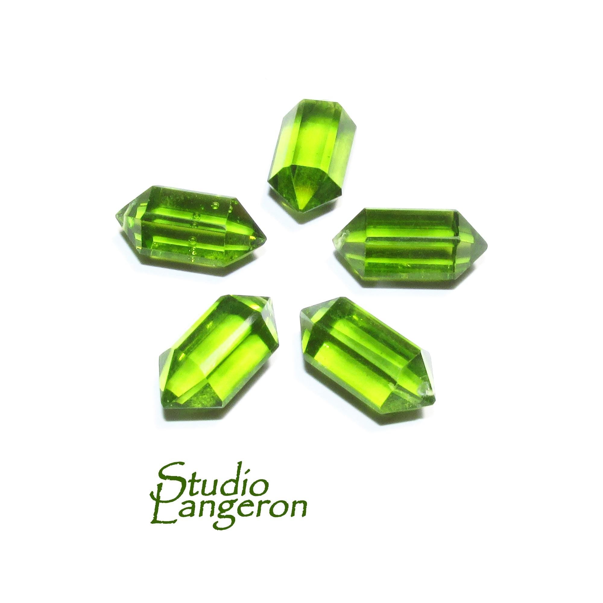 Natural peridot Faceted Crystal Point beads size 14x7mm, peridot Gemstone, Jewelry making, Natural Gemstone Faceted beads - 1 piece