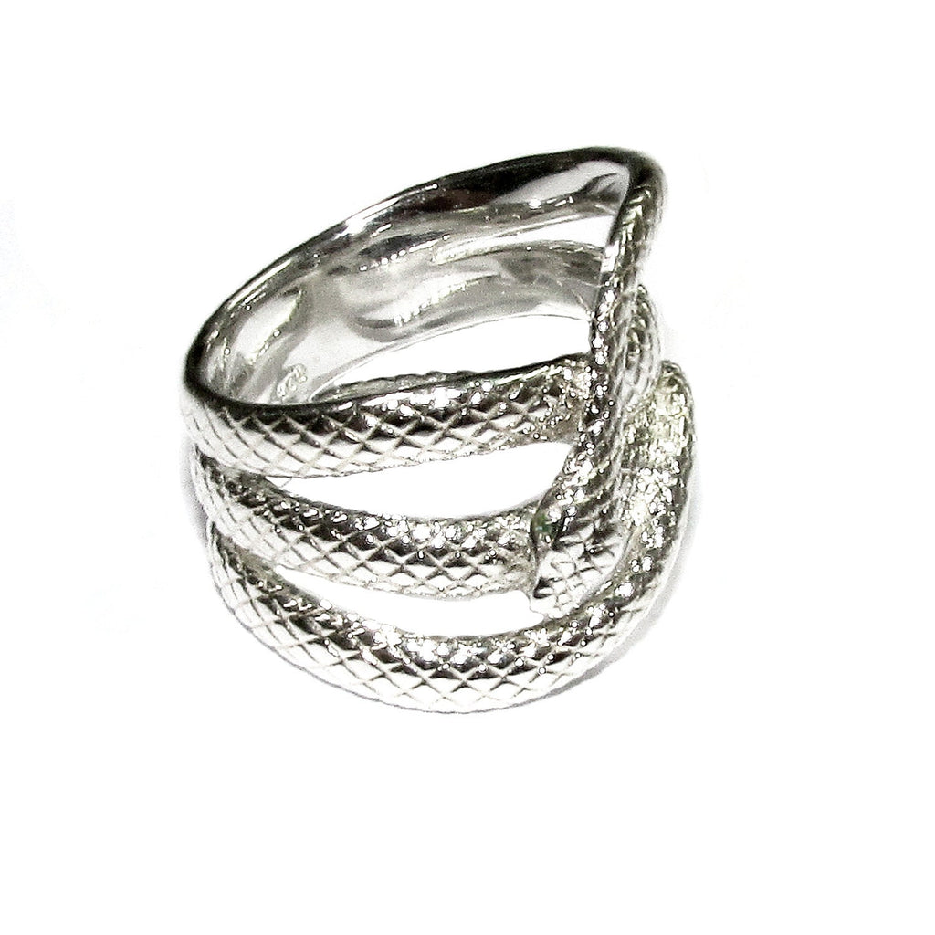 Emerald handmade ring 925 sterling silver size 6 1/2, Handmade ring, single copy, Emerald, silver ring, gemstone, Emerald ring