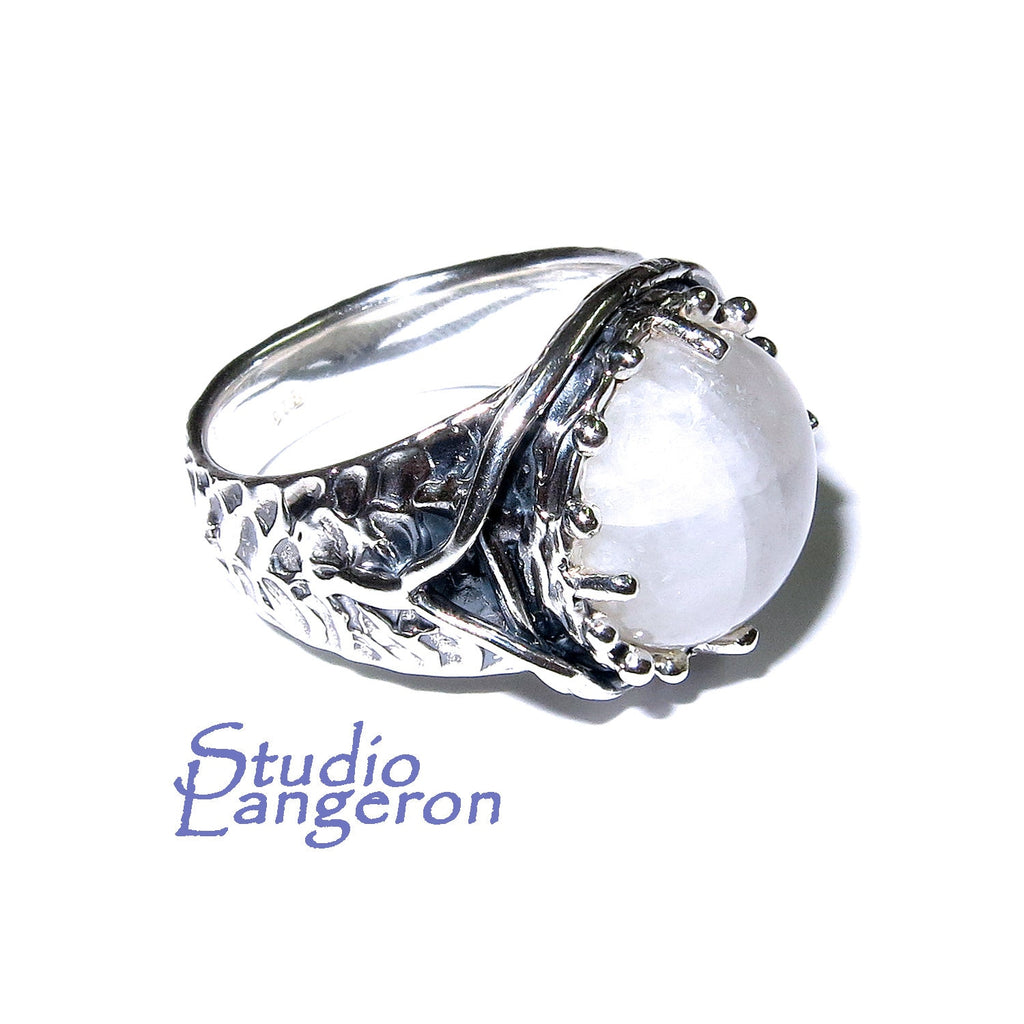 Statement moonstone ring 925 sterling silver size 7 1/2, Handmade ring, single copy, 925 sterling silver, Natural moonstone, gemstone
