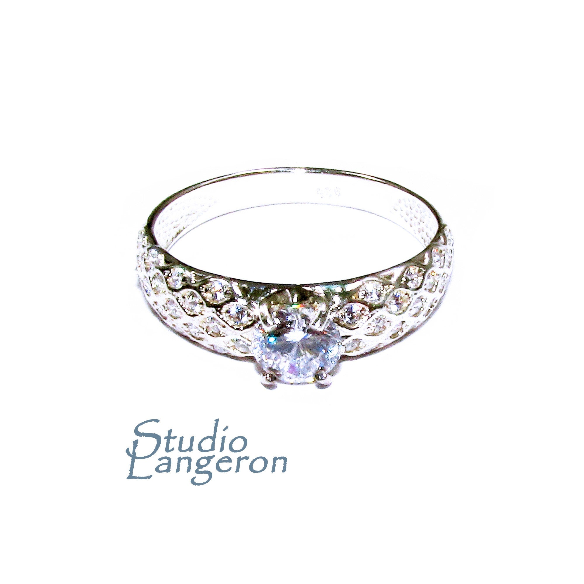 White topaz ring 925 sterling silver size 8 1/2, Handmade ring, single copy, sterling silver, White topaz ring, silver ring, Gift ring