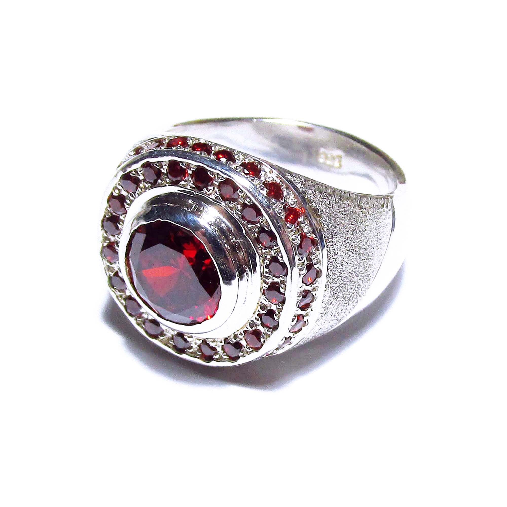 Statement garnet ring 925 sterling silver size 6, Handmade ring, single copy, 925 Silver ring, garnet , silver ring, gemstone, garnet ring