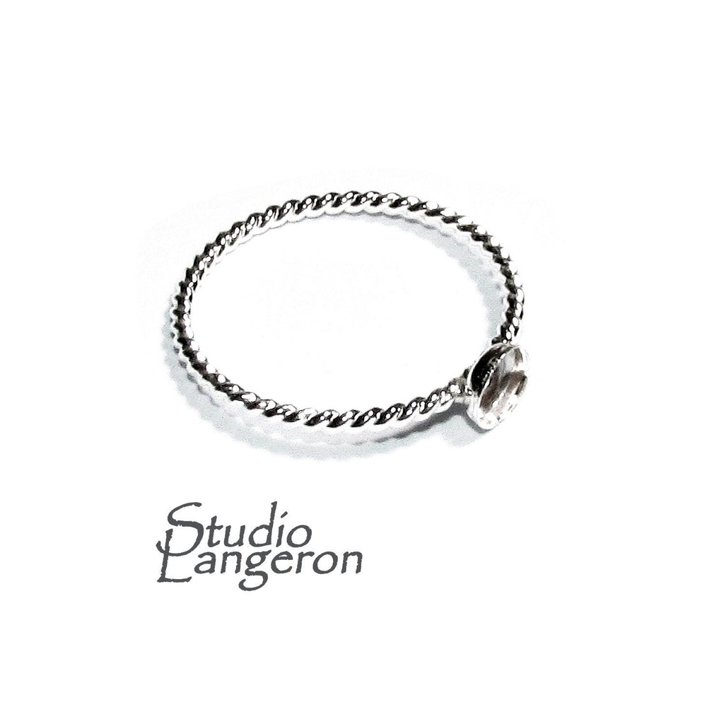 925 sterling silver twisted blank ring with bezel cup 5 mm size 4, 5, 6, 7, 8, 9, 10, 11, bezel cup, base ring, Jewelry making - 1 piece