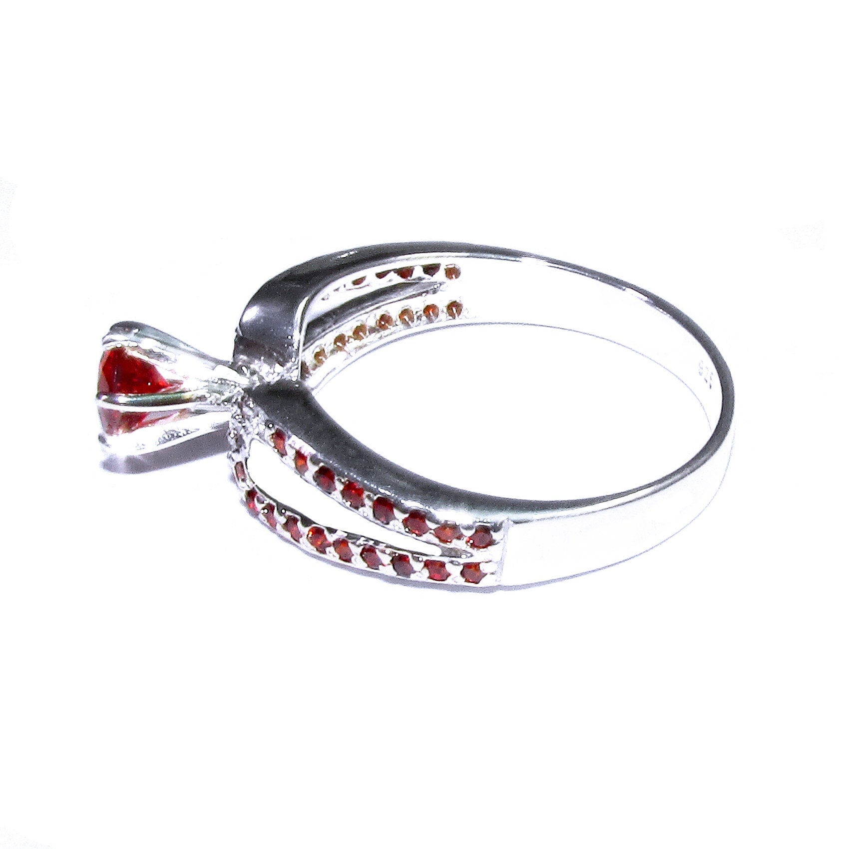 Garnet ring 925 sterling silver size 8, handmade ring, single copy, sterling silver, Garnet, 925 silver ring, gemstone, Gift ring, red ring