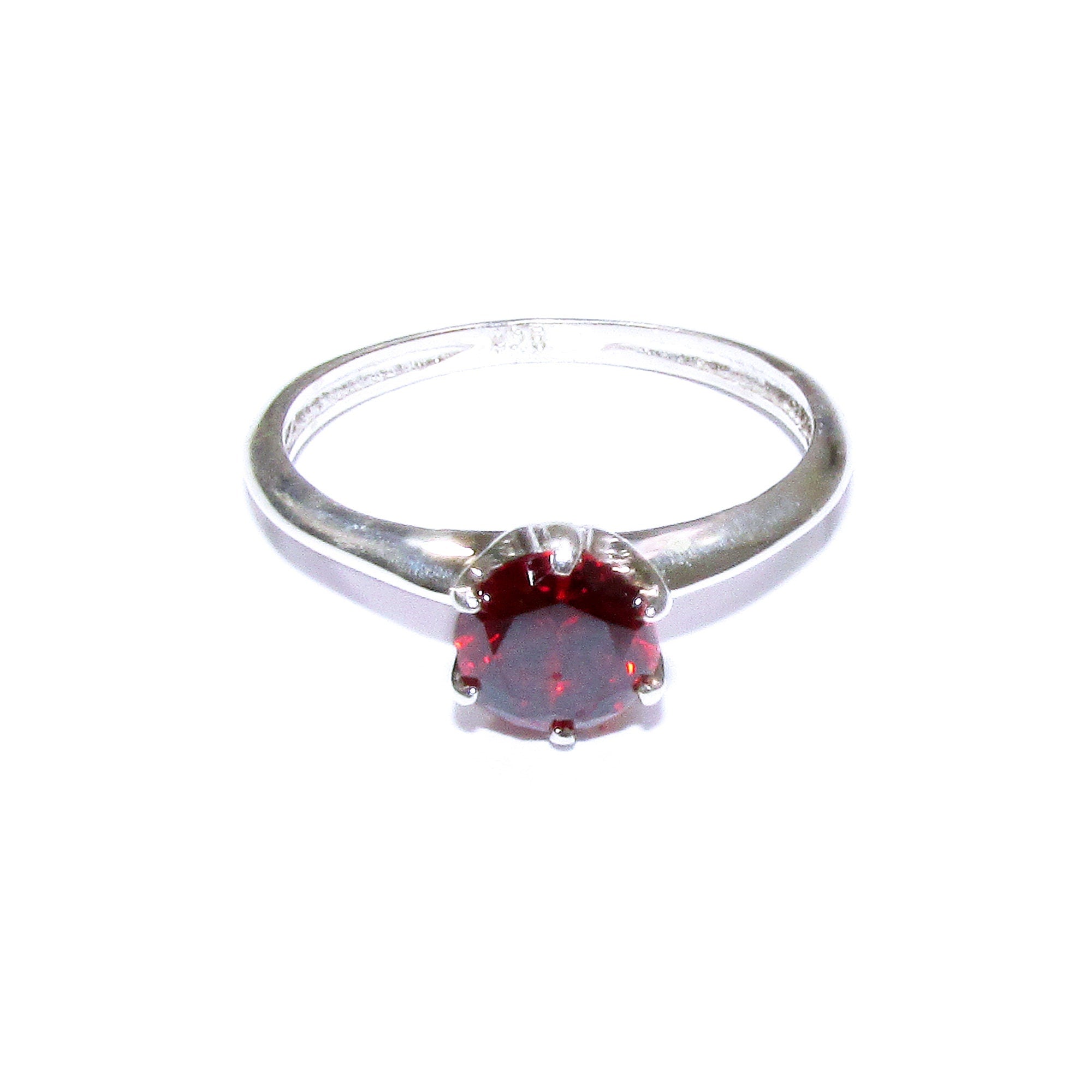Garnet ring 925 sterling silver size 5 1/2, handmade ring, single copy, sterling silver, Garnet, 925 silver ring, gemstone, Gift ring