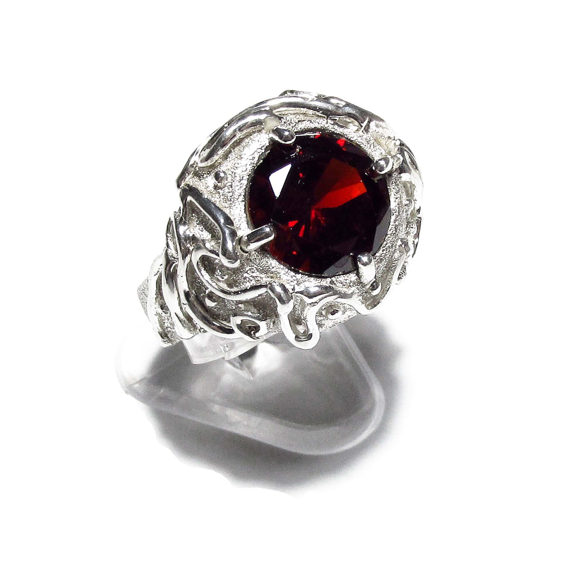 Statement Garnet ring 925 sterling silver size 8, Handmade ring, single copy, sterling silver, Garnet ring,  silver ring, red gemstone