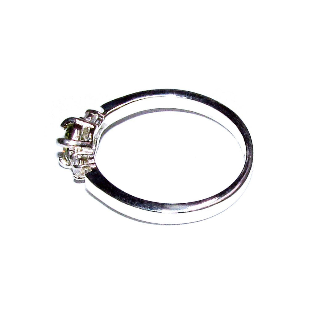 Peridot ring 925 sterling silver size 5, handmade ring, single copy, sterling silver, Peridot, 925 silver ring, gemstone, red ring