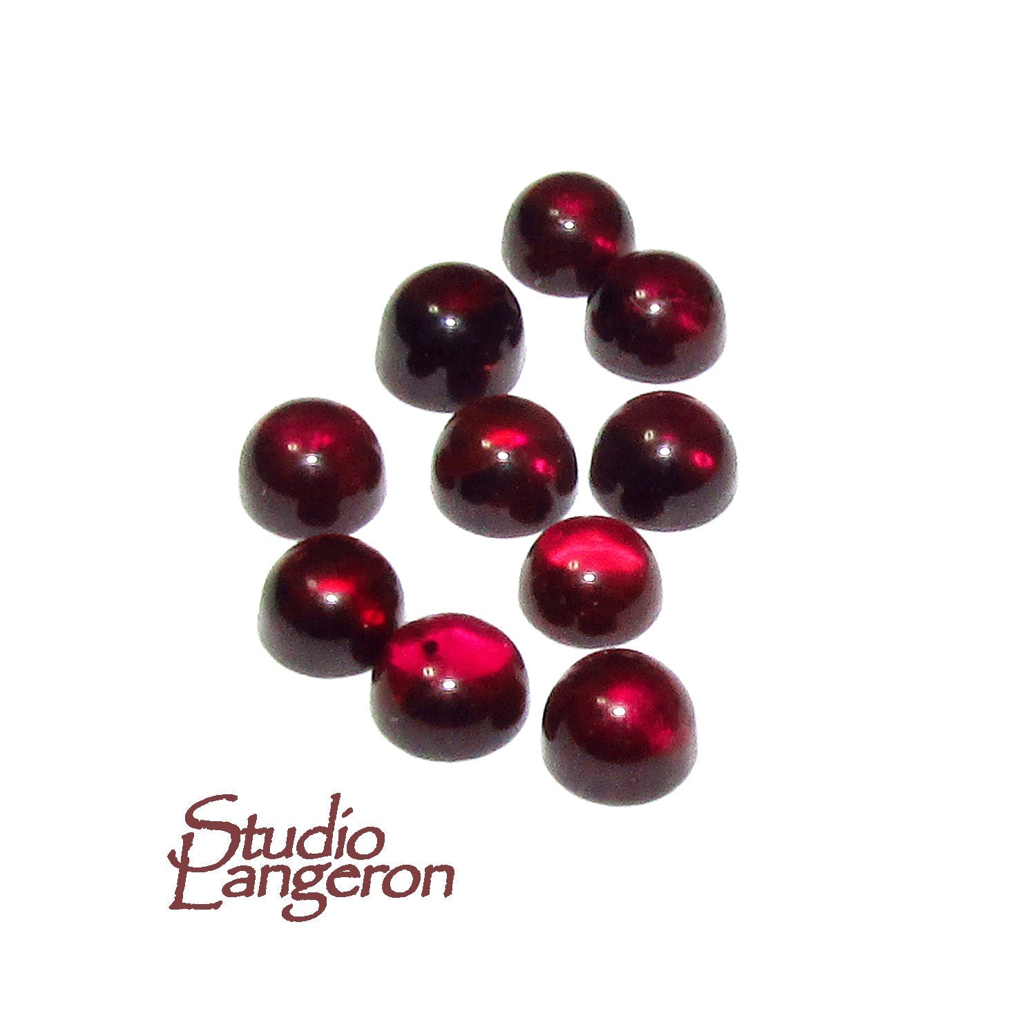 4 mm Garnet Cabochon Natural Gemstone Calibrated Size, Garnet Gemstone, Natural gemstone, Garnet cabochon, Studio Langeron - 1 piece