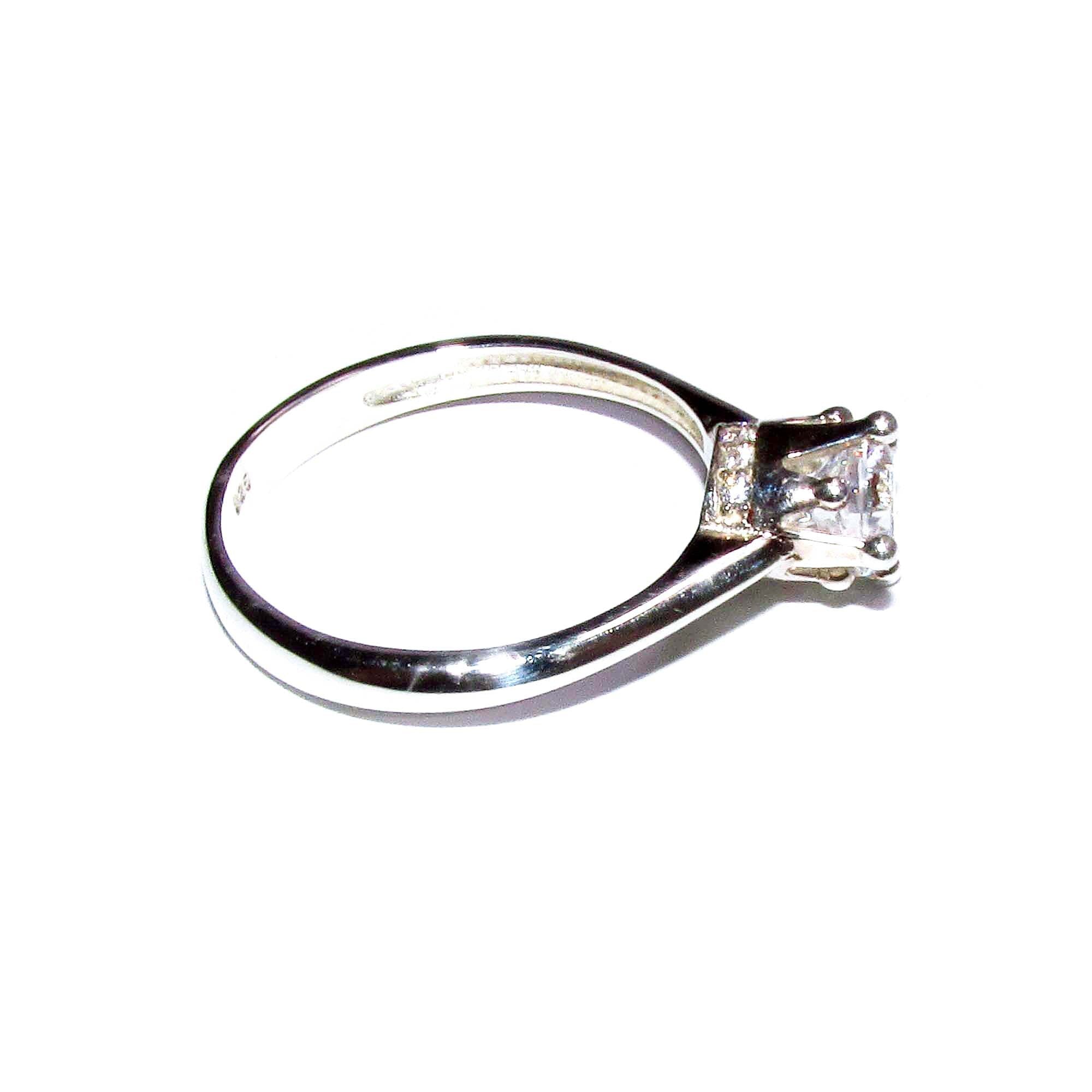 White topaz ring 925 sterling silver size 8 1/2, Handmade ring, single copy, sterling silver, White topaz ring, silver ring, Gift ring