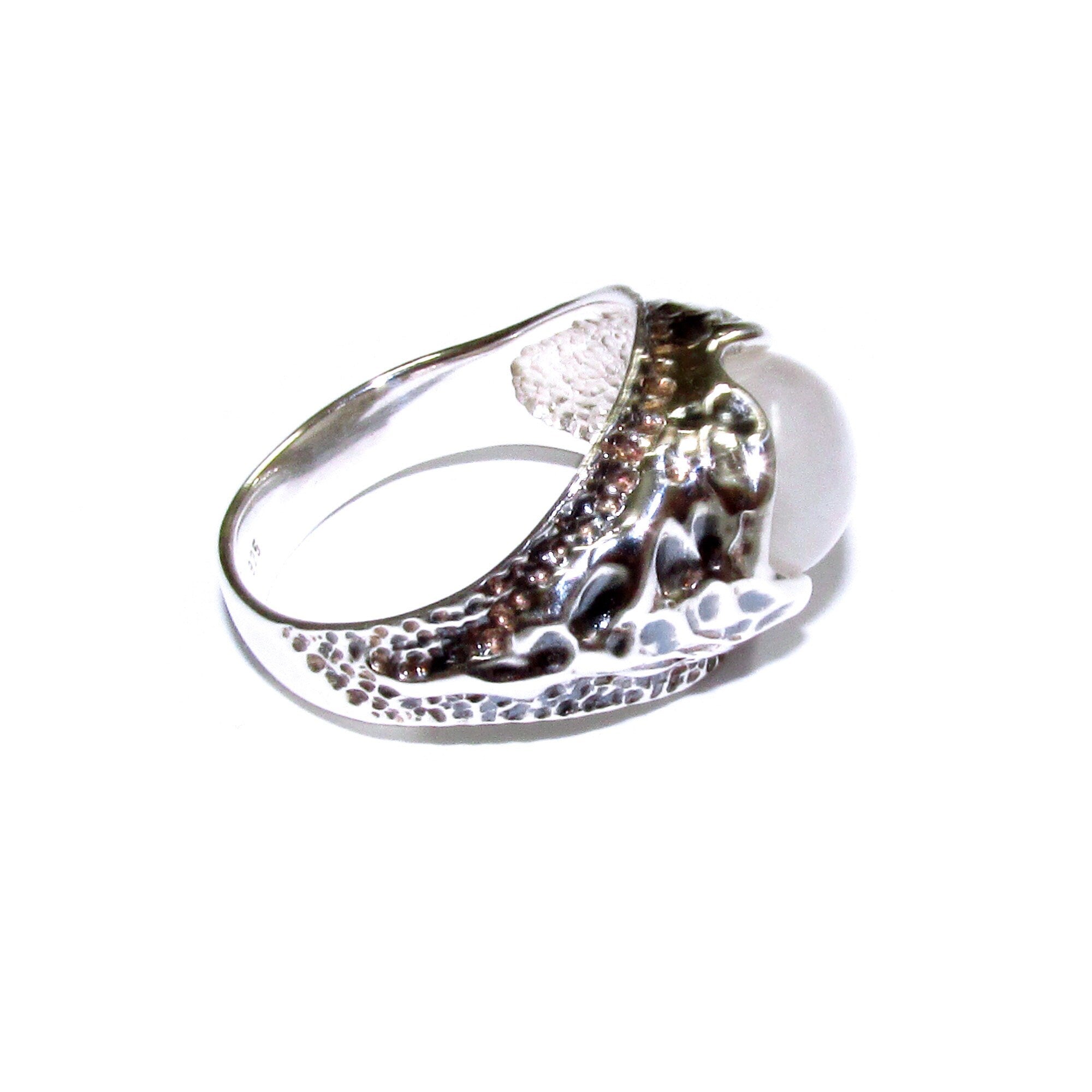Statement moonstone ring 925 sterling silver size 7 1/2, Handmade ring, single copy, 925 sterling silver, Natural moonstone, gemstone