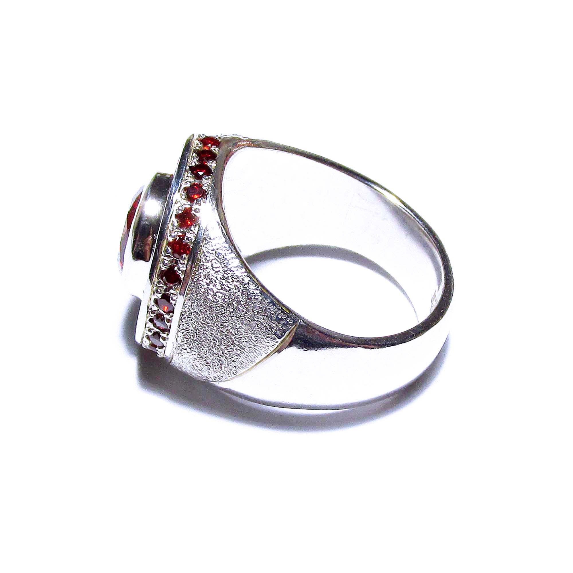 Statement garnet ring 925 sterling silver size 6, Handmade ring, single copy, 925 Silver ring, garnet , silver ring, gemstone, garnet ring