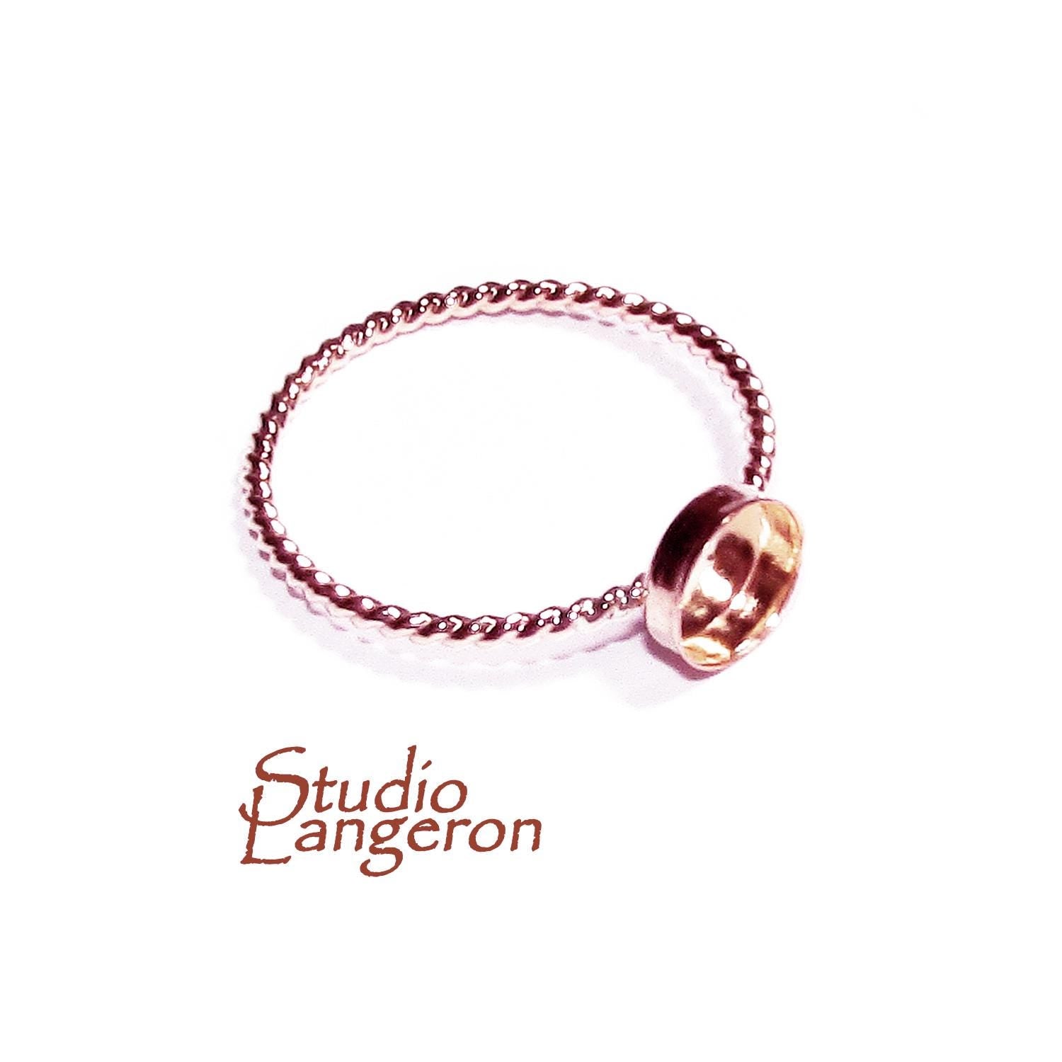 14K Rose gold filled twisted blank ring with bezel cup 5mm size 4, 5, 6, 7, 8, 9, 10, 11, Jewelry making, Mounting ring, bezel cup - 1 piece