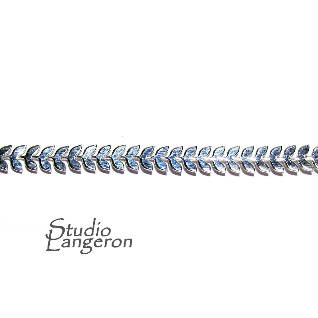 935 Argentium Silver Gallery wire, Bezel wire, Gallery ribbon, Gallery pattern, Sterling silver, Wire, Silver wire, Silver - 4 inch (10 cm)