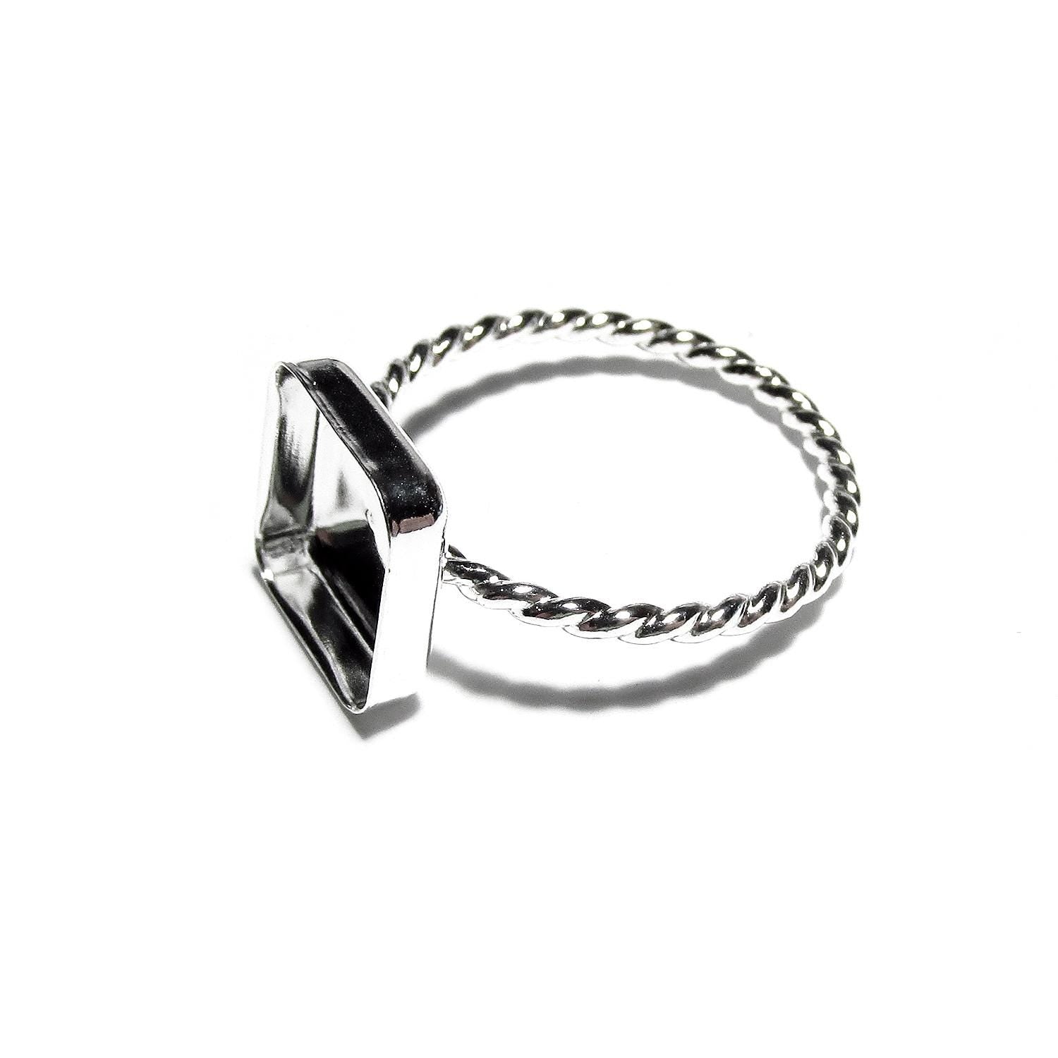 925 sterling silver twisted blank ring with bezel cup 10x10mm size 4, 5, 6, 7, 8, 9, 10, 11, bezel cup, base ring, Jewelry making - 1 piece