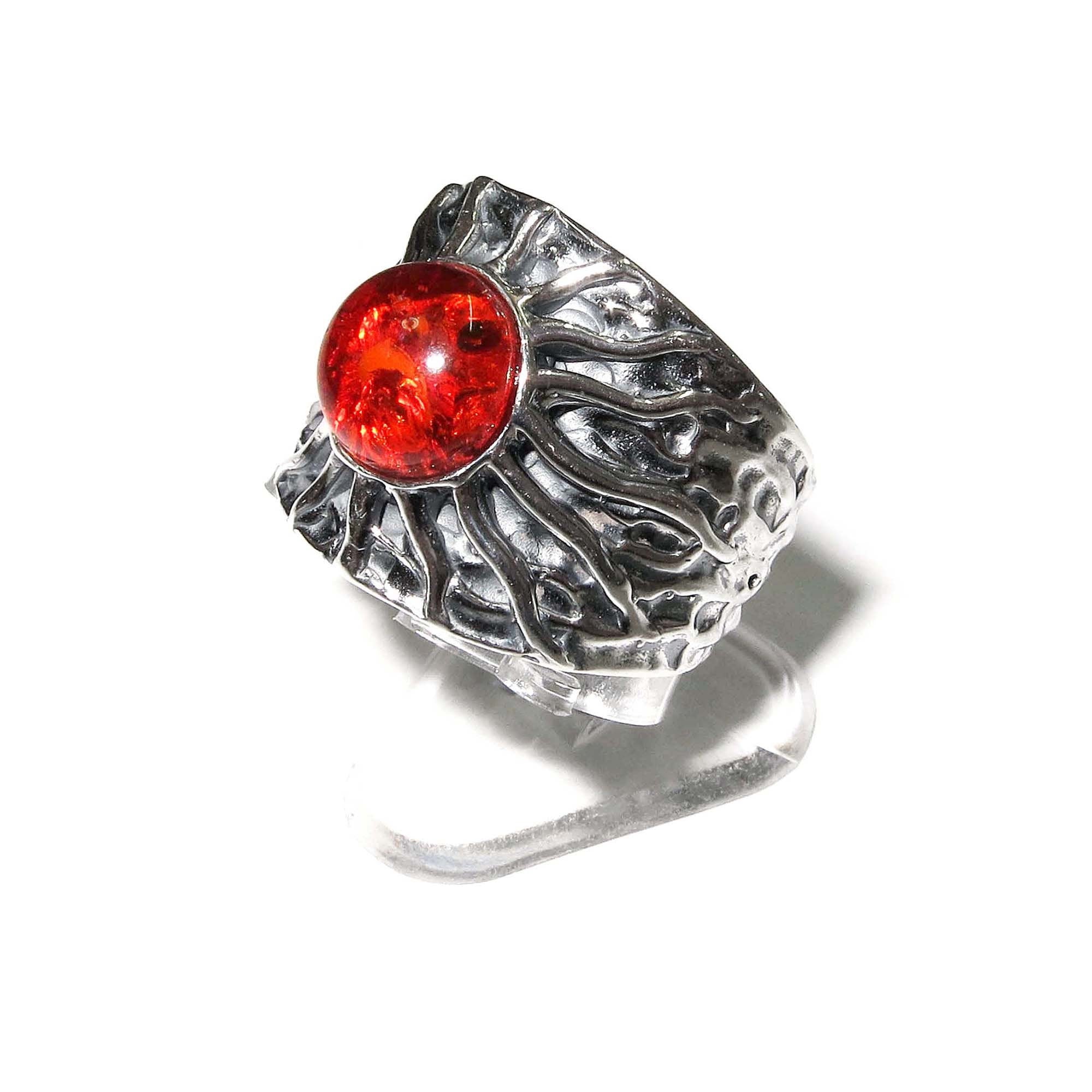 Statement Madagascar Copal ring 925 sterling silver size 7, Handmade ring, single copy, 925 Sterling silver, Madagascar Copal, gemstone