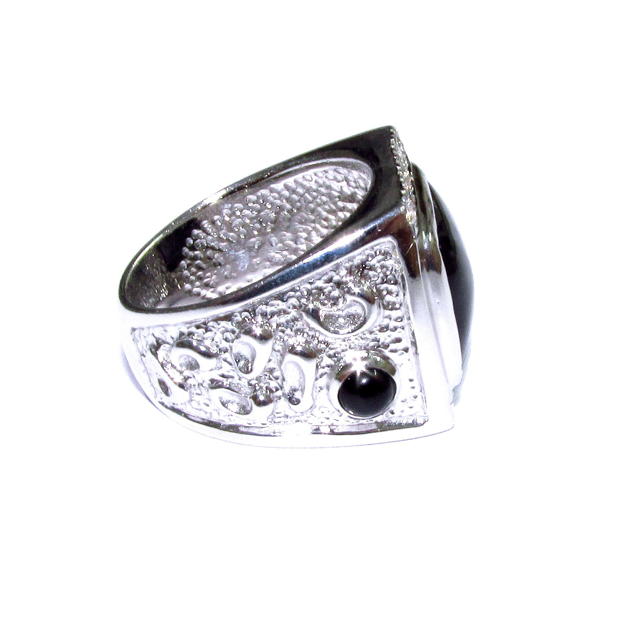 Black onyx man ring 925 sterling silver size 8 1/2, Handmade ring, single copy, sterling silver, natural onyx, man ring, black gemstone