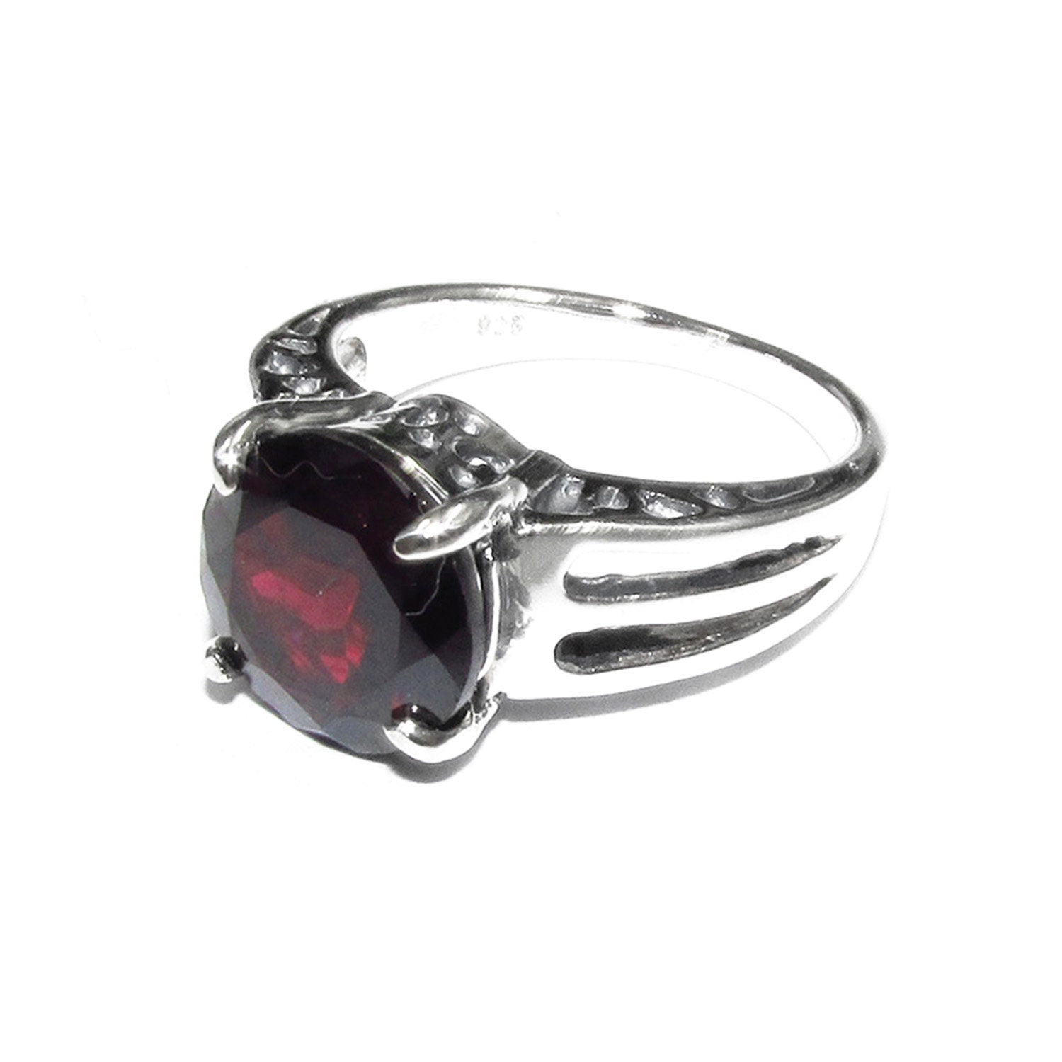 Statement Garnet ring 925 sterling silver size 7, Handmade ring, single copy, sterling silver, Garnet ring,  silver ring, red gemstone