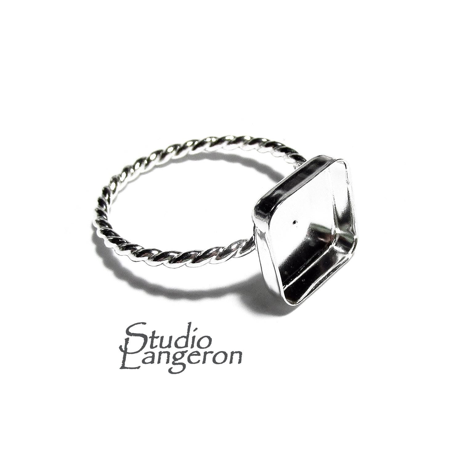 925 sterling silver twisted blank ring with bezel cup 10x10mm size 4, 5, 6, 7, 8, 9, 10, 11, bezel cup, base ring, Jewelry making - 1 piece