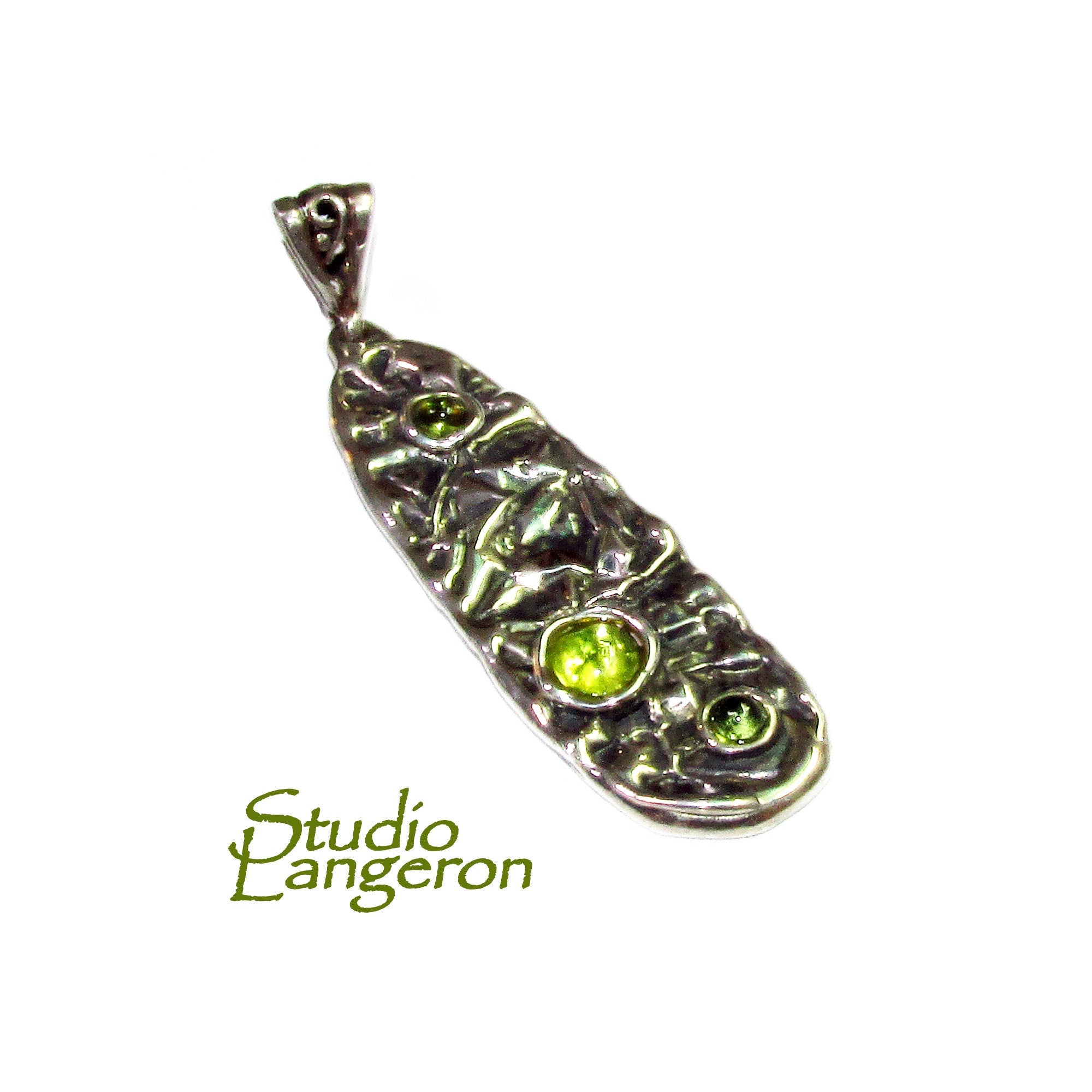 Peridot green pendant 925 sterling silver size 4.5x1.5 cm, 100% handmade, single copy, Natural Peridot, Handmade pendant, Green Gemstone