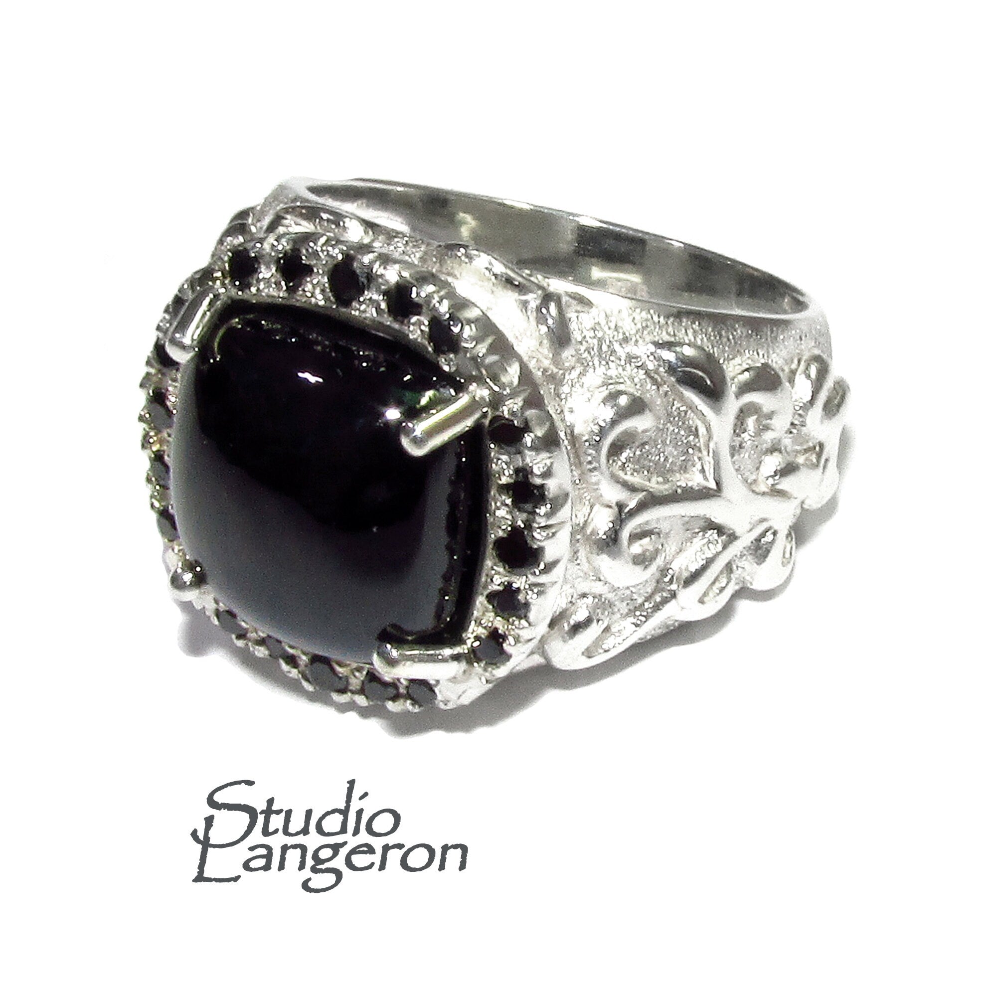 Black onyx ring 925 sterling silver, size 9, Handmade ring, single copy, 925 sterling silver, Black onyx, silver ring, gemstone - 1 piece