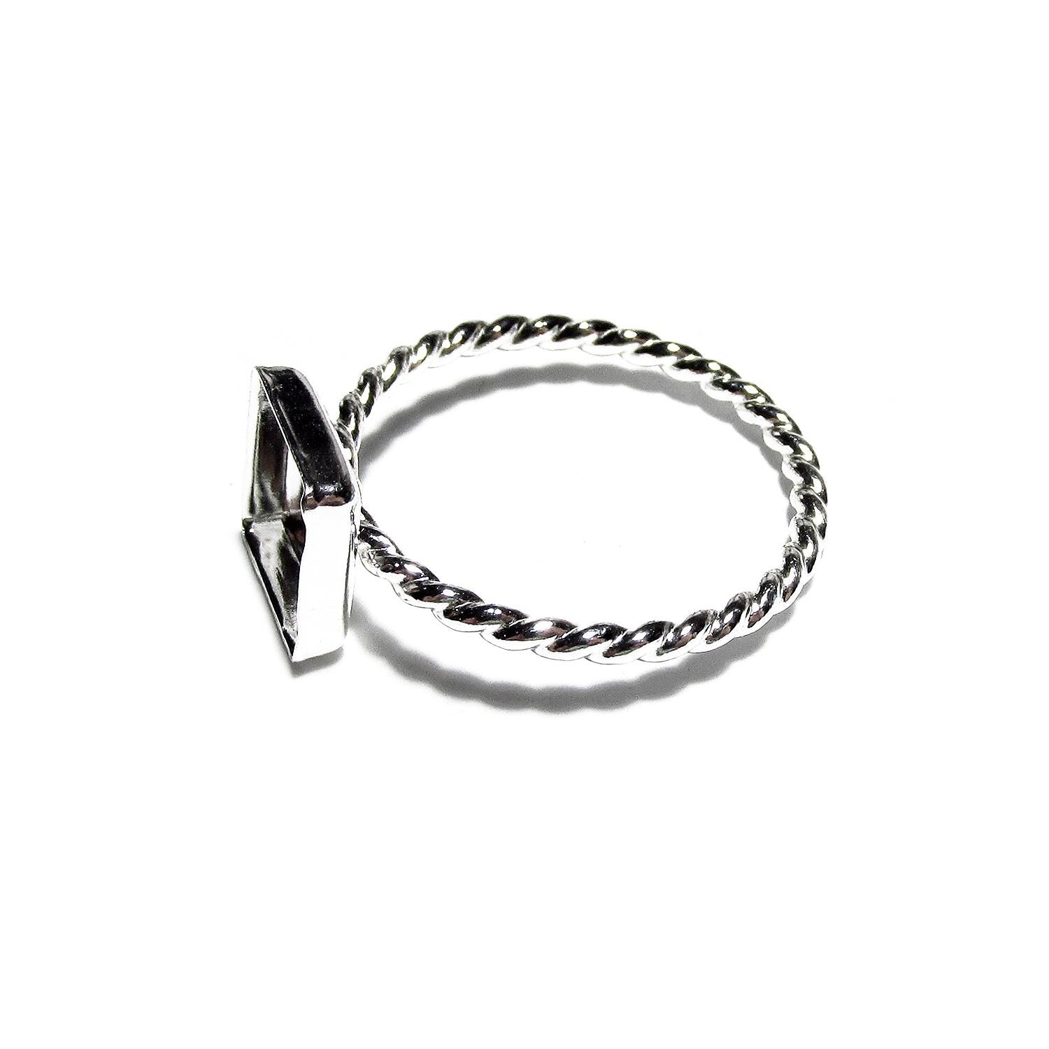 925 sterling silver twisted blank ring with bezel cup 8x8mm size 4, 5, 6, 7, 8, 9, 10, 11, bezel cup, base ring, Jewelry making - 1 piece