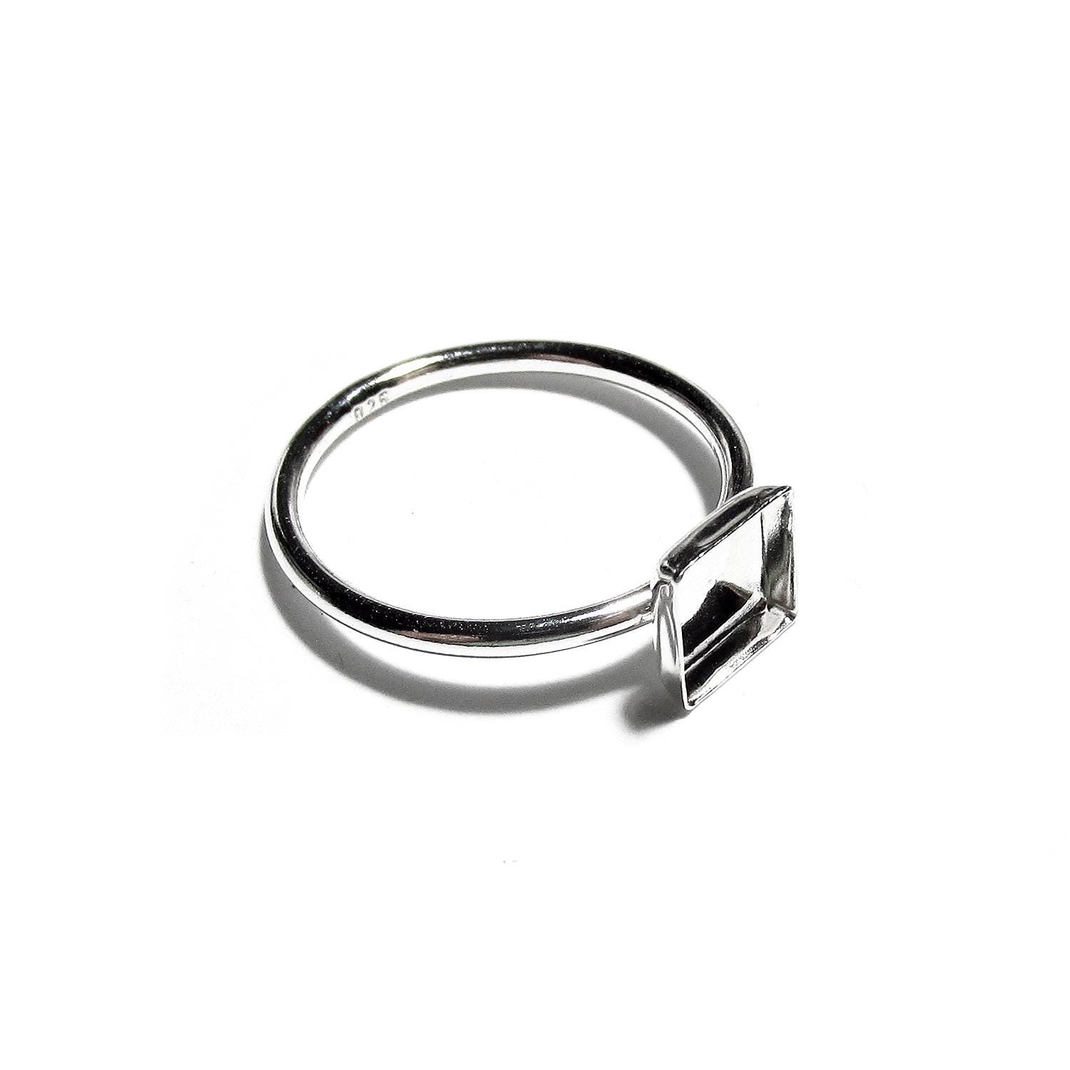 925 sterling silver blank ring with bezel cup 6x6mm size 4, 5, 6, 7, 8, 9, 10, 11, silver ring, bezel cup, setting, base ring - 1 piece